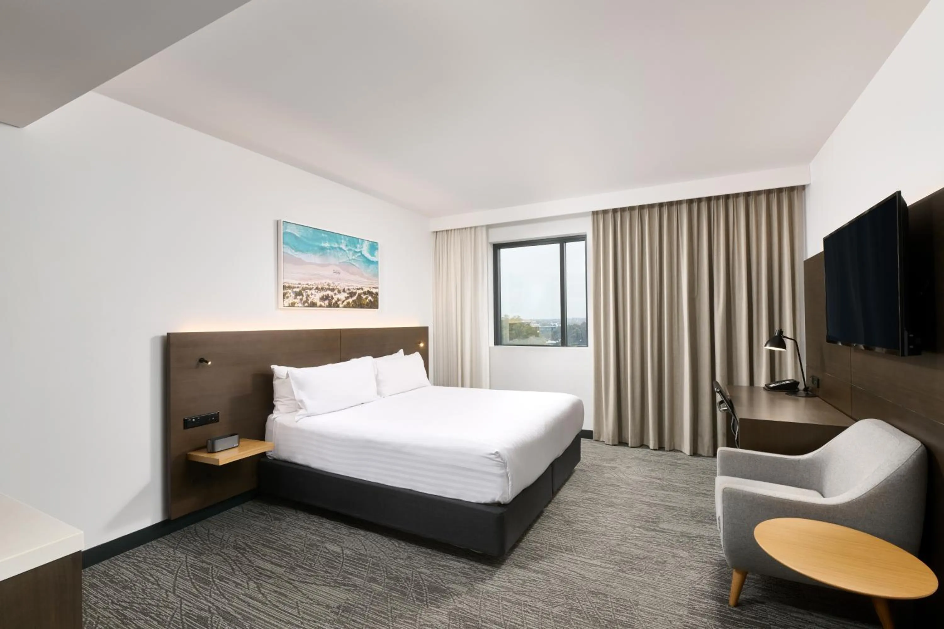 Standard King Room with View in Holiday Inn West Perth by IHG