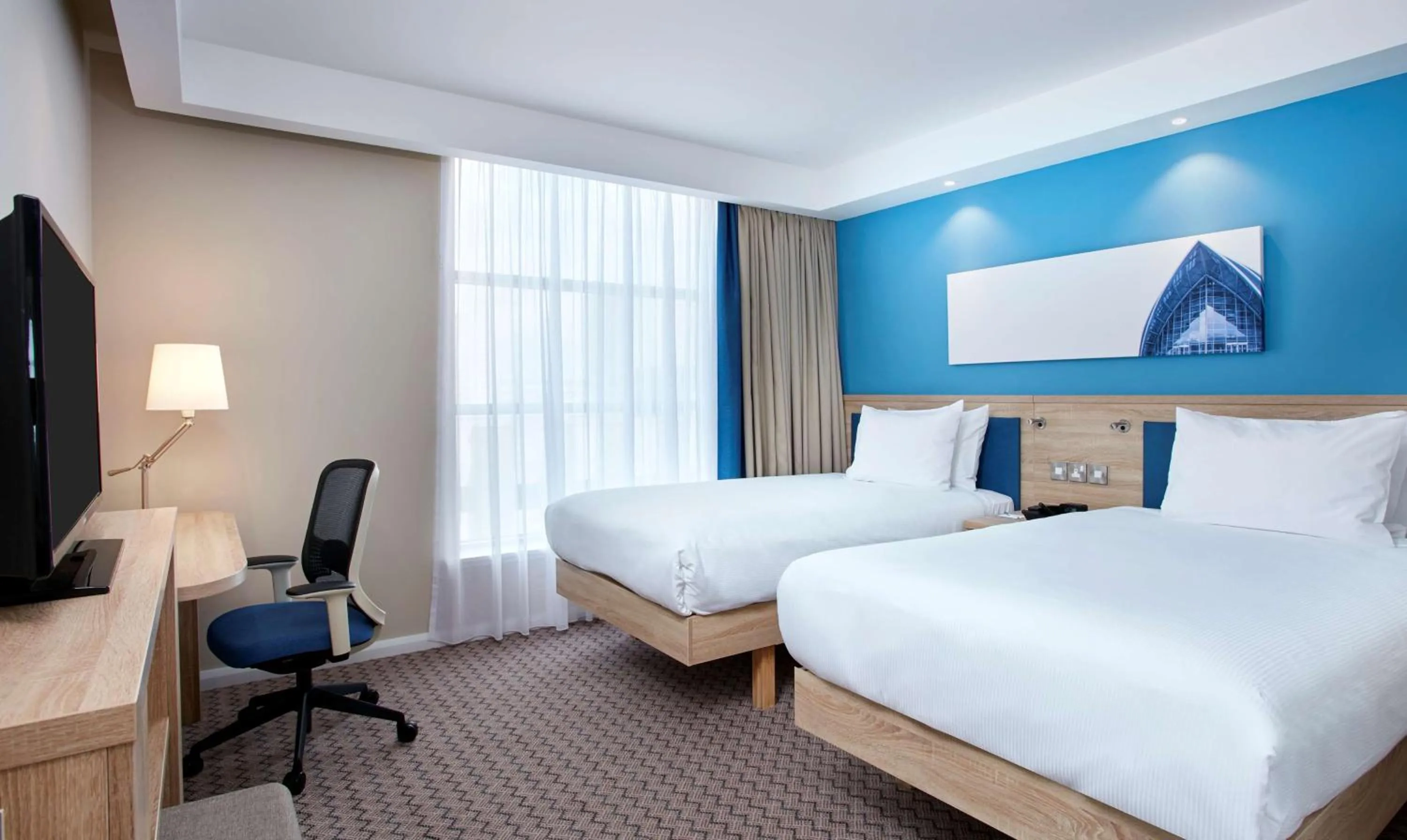 Twin Room in Hampton by Hilton Glasgow Central