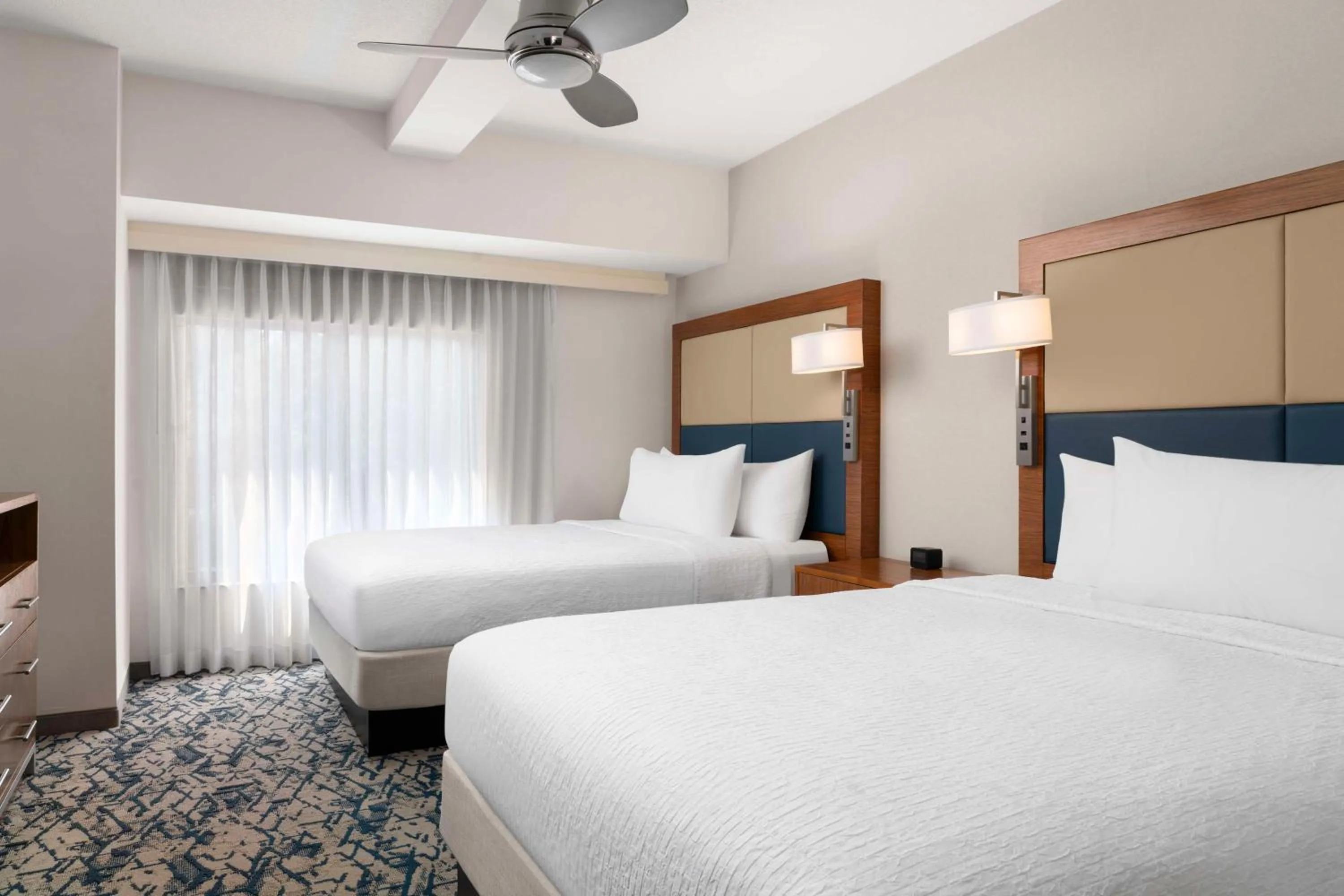 One-Bedroom Queen Suite with Two Queen Beds - Non-Smoking in Homewood Suites by Hilton Boston Brookline-Longwood Medical