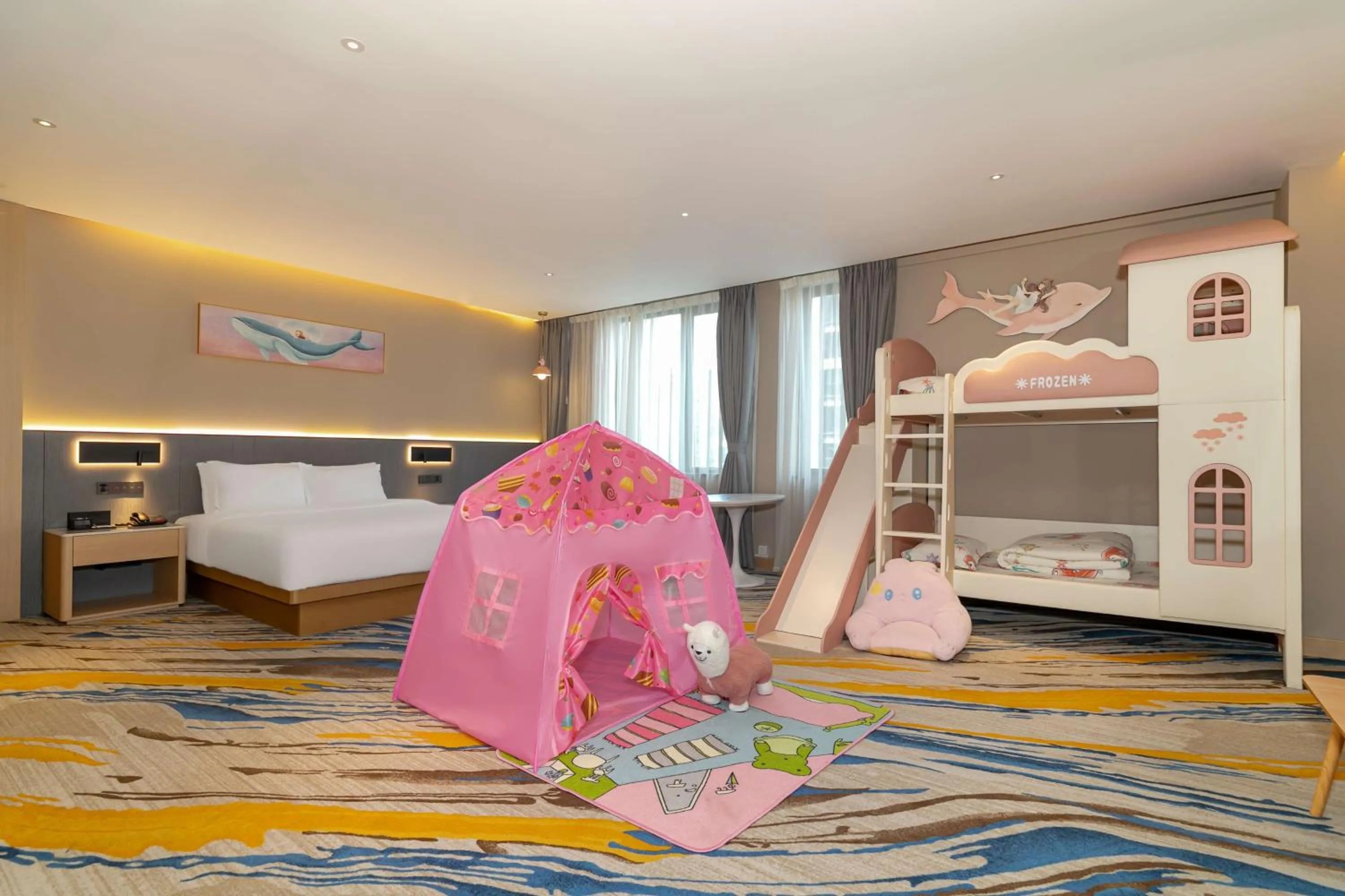 One-Bedroom King Suite in Hilton Garden Inn Foshan