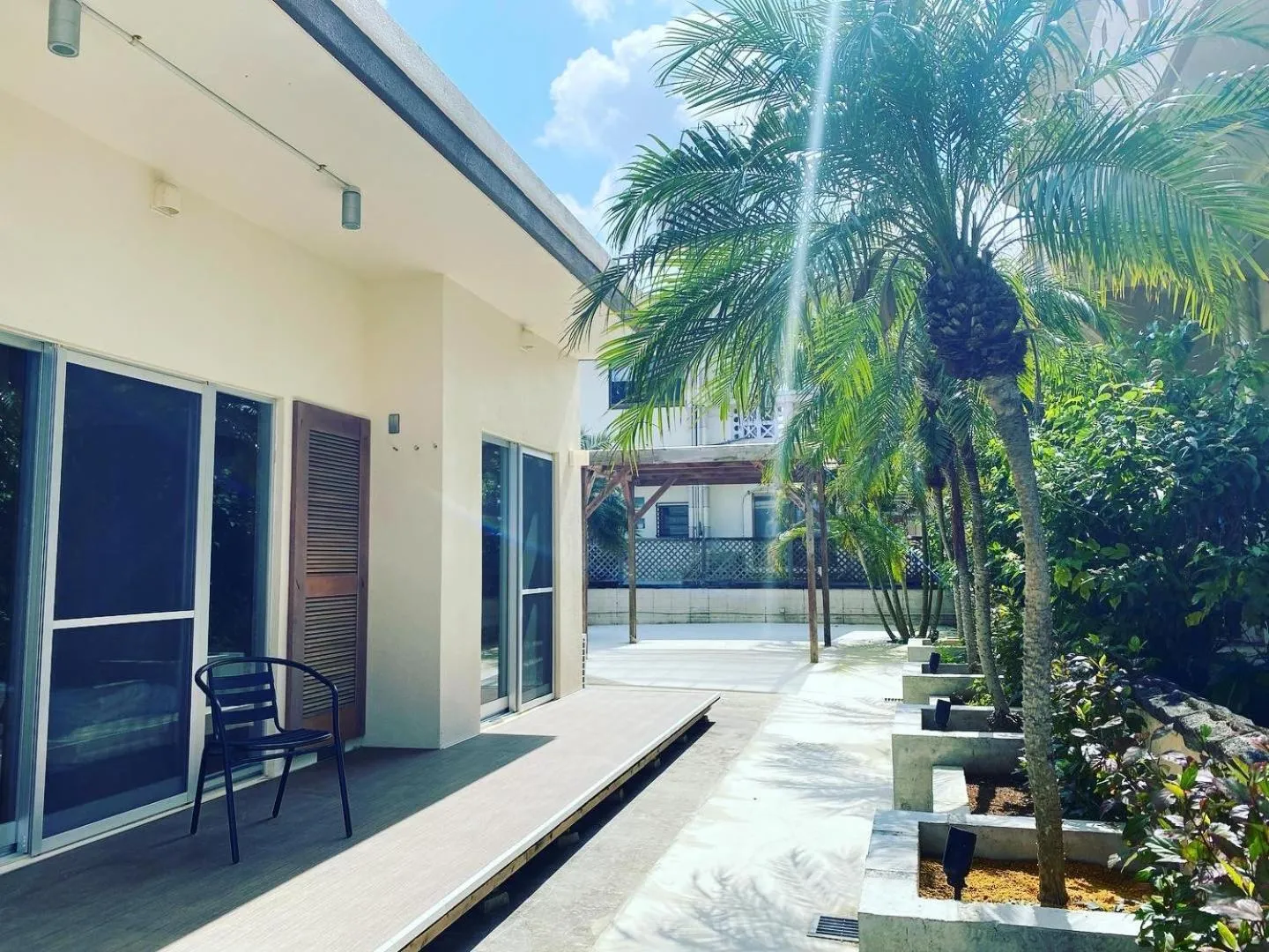 Holiday Home - Nonsmoking  in Seven Residence Music