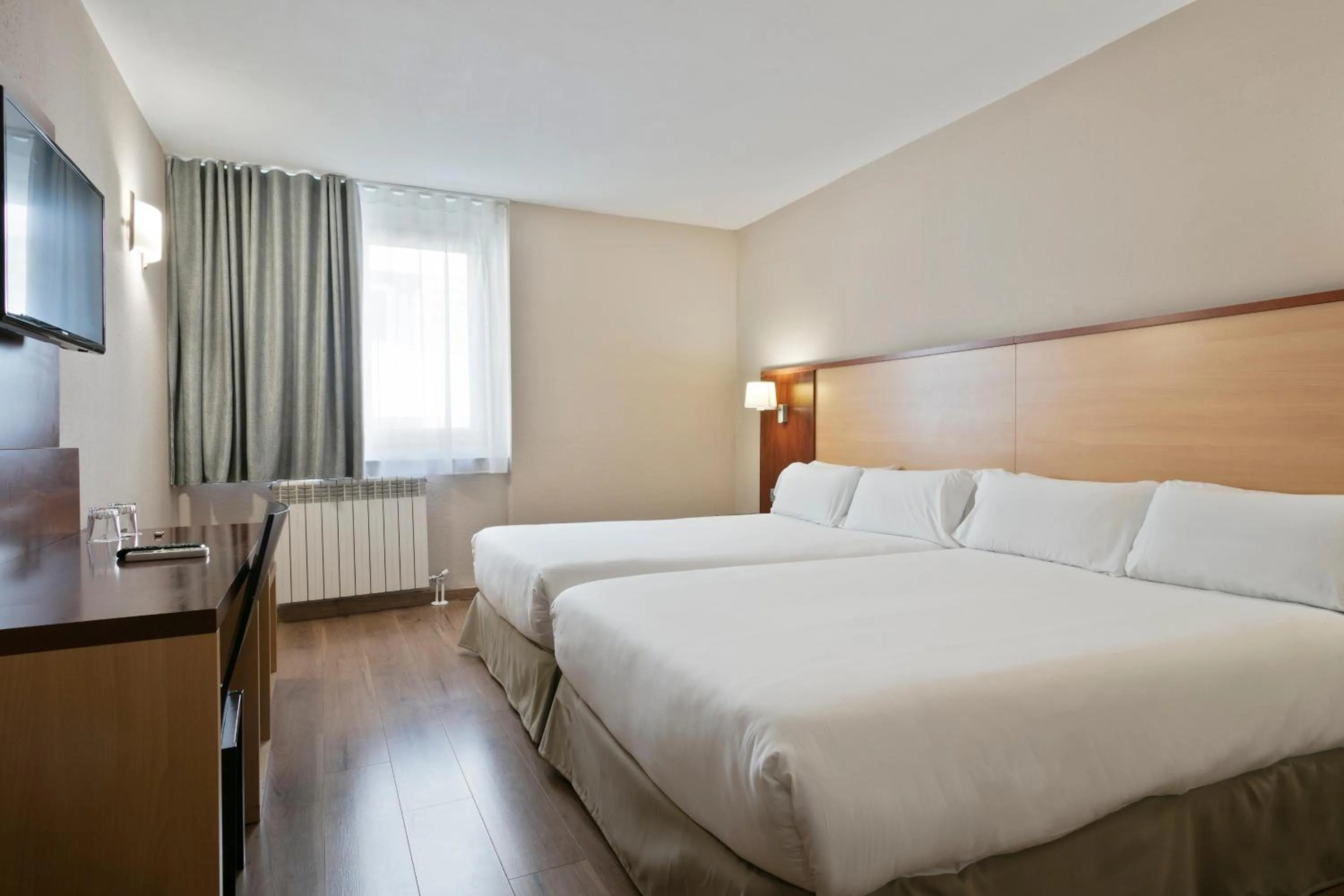 Family  Room (3 Adults) in Hotel Best Andorra Center