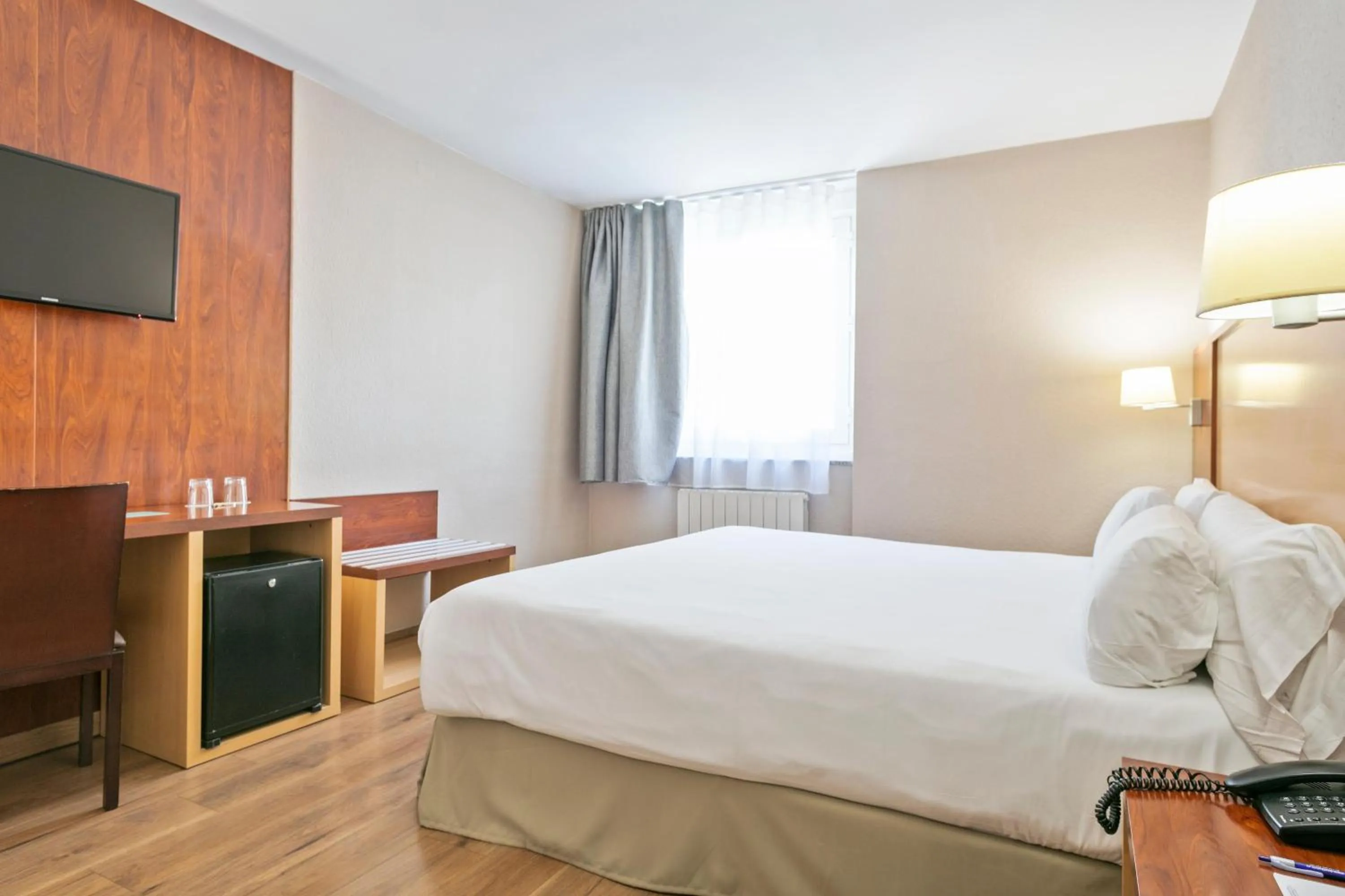 Exterior Double Room (1 or 2 Adults) - single occupancy in Hotel Best Andorra Center