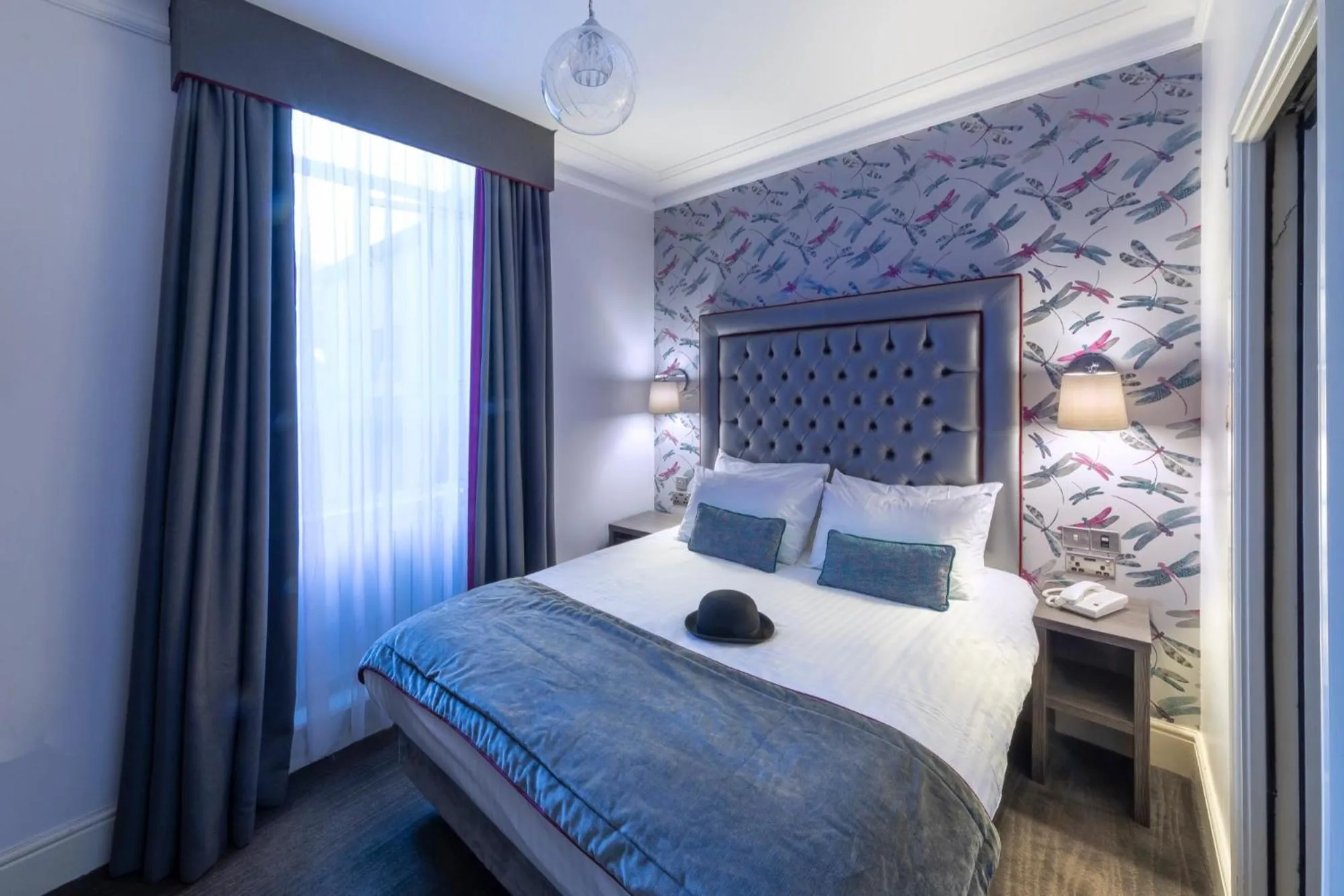 Deluxe Double Room in The Beverley Hotel London - Victoria