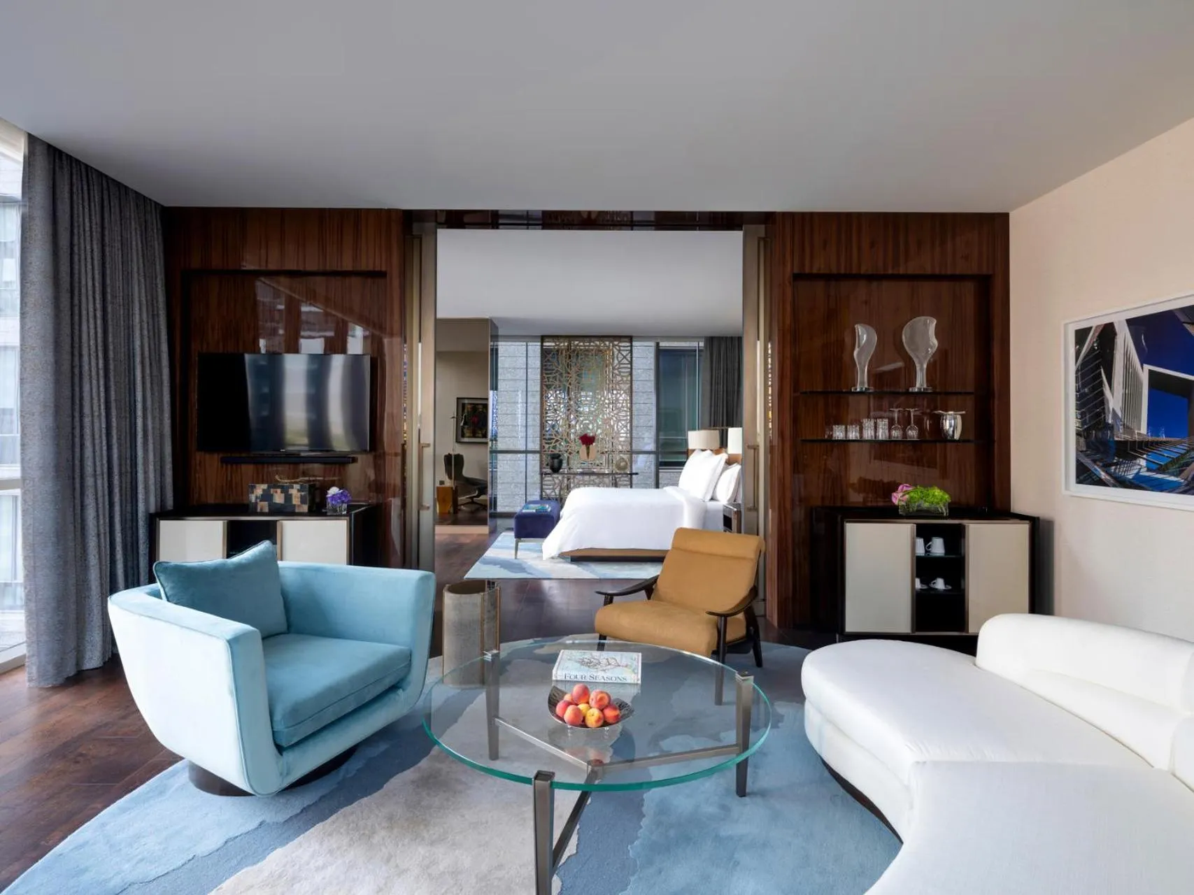 Deluxe Executive Suite in Four Seasons Hotel Dubai International Financial Centre