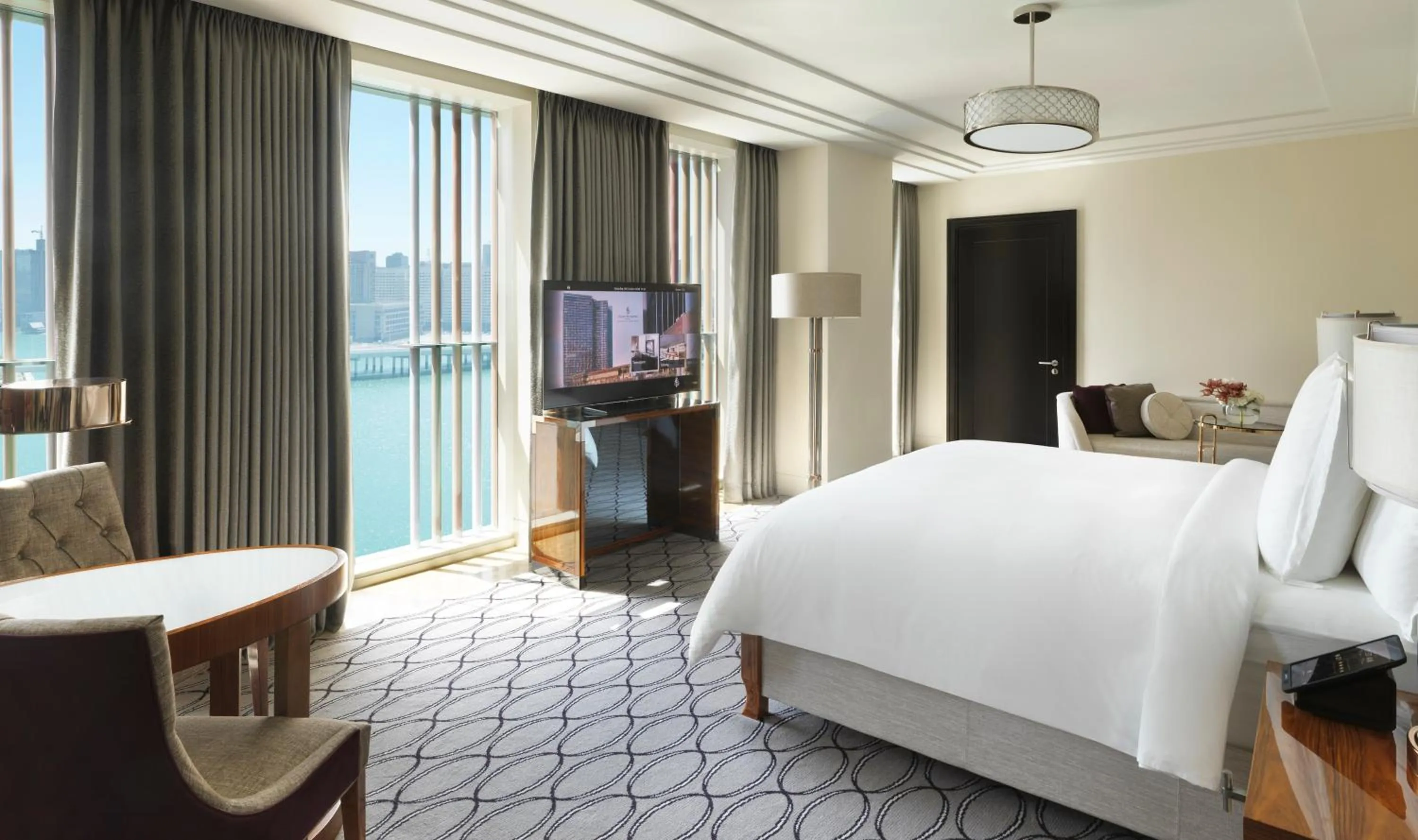 Premier King Room in Four Seasons Hotel Abu Dhabi at Al Maryah Island