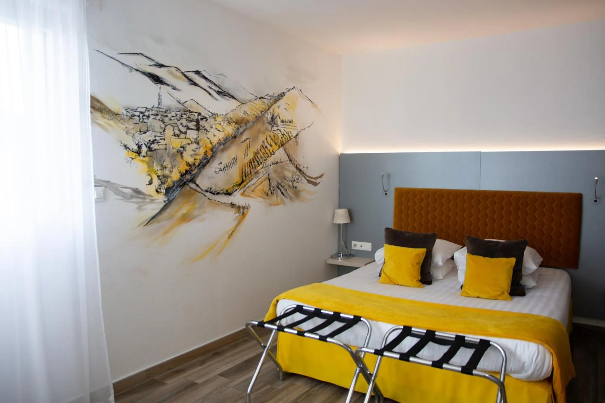 Comfort Triple Room - Disability Access in Colmar Hotel