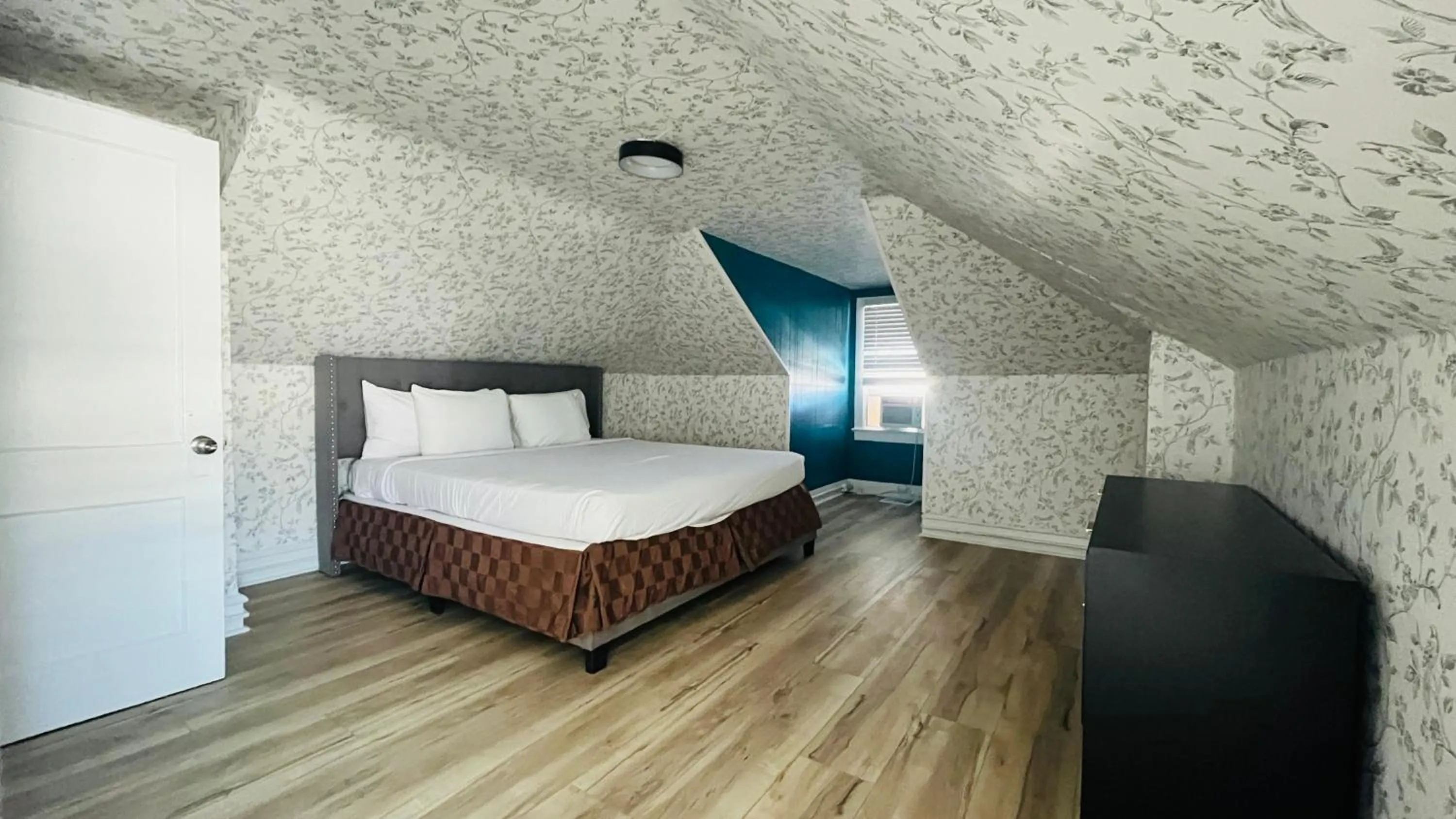 Four Bedroom Villa - Non-Smoking in The Vibes Hotel, Trademark Collection by Wyndham