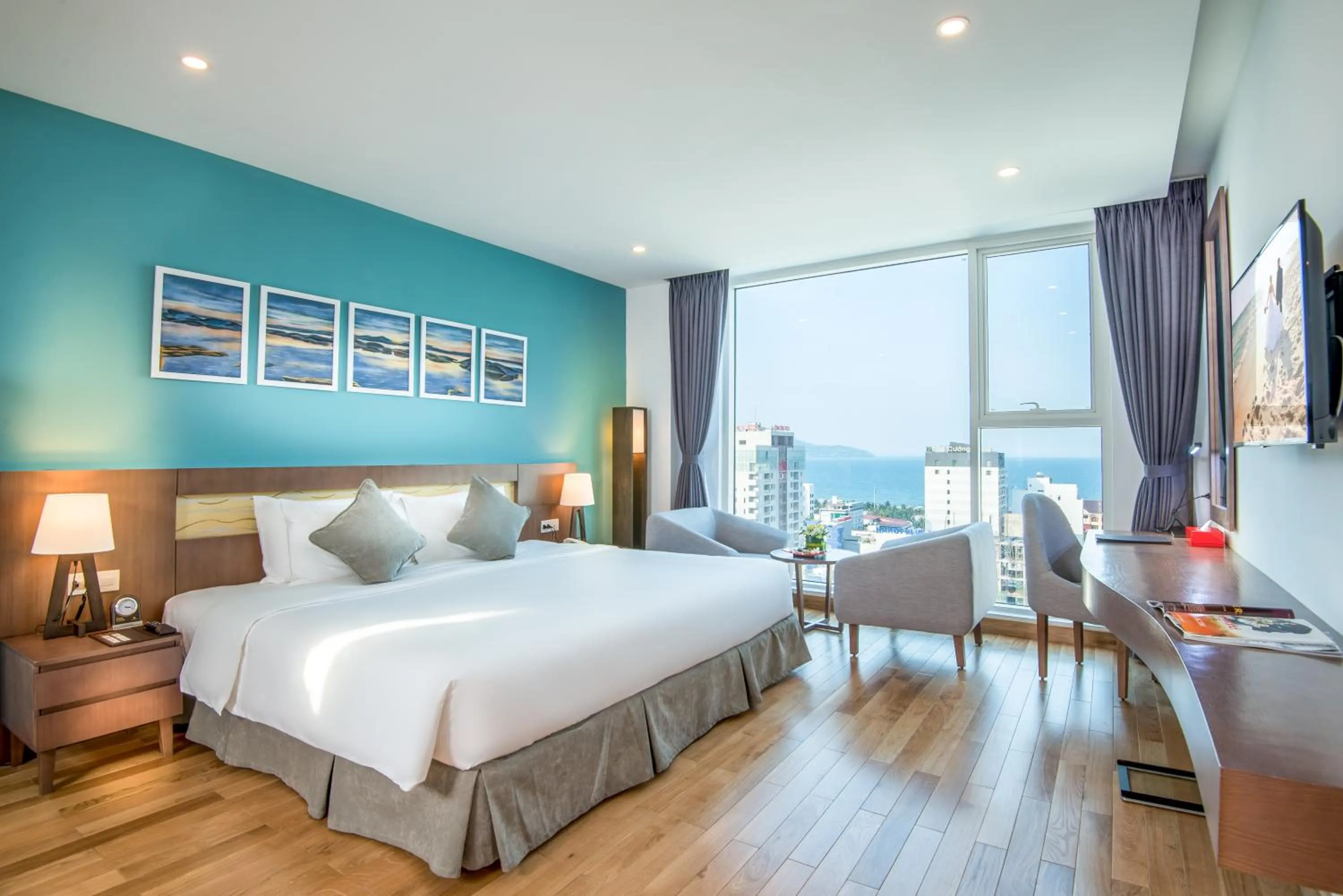 Deluxe Double or Twin Room in Royal Lotus Hotel Danang