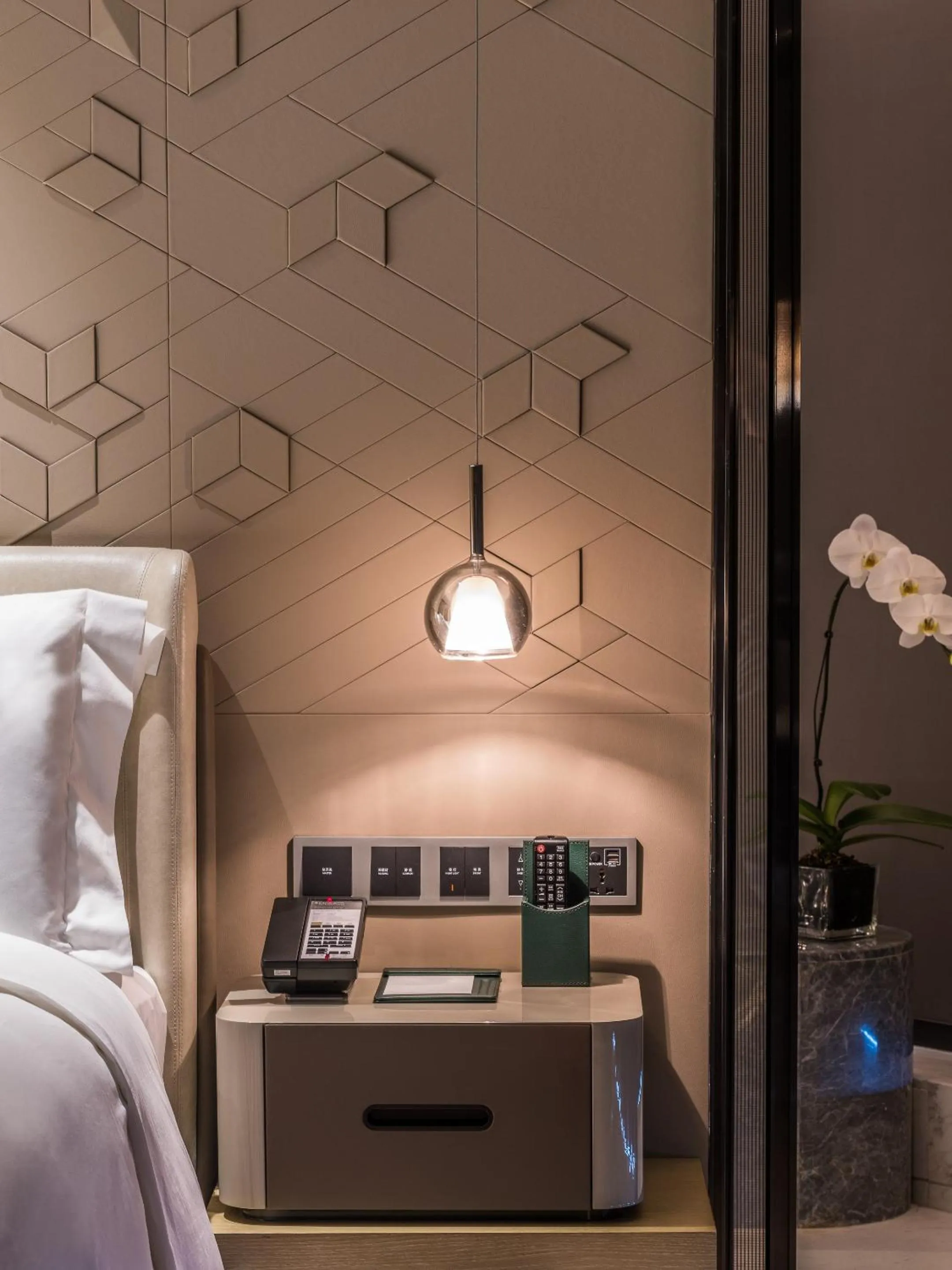 Classic King Room with Club Access in InterContinental Beijing Sanlitun by IHG