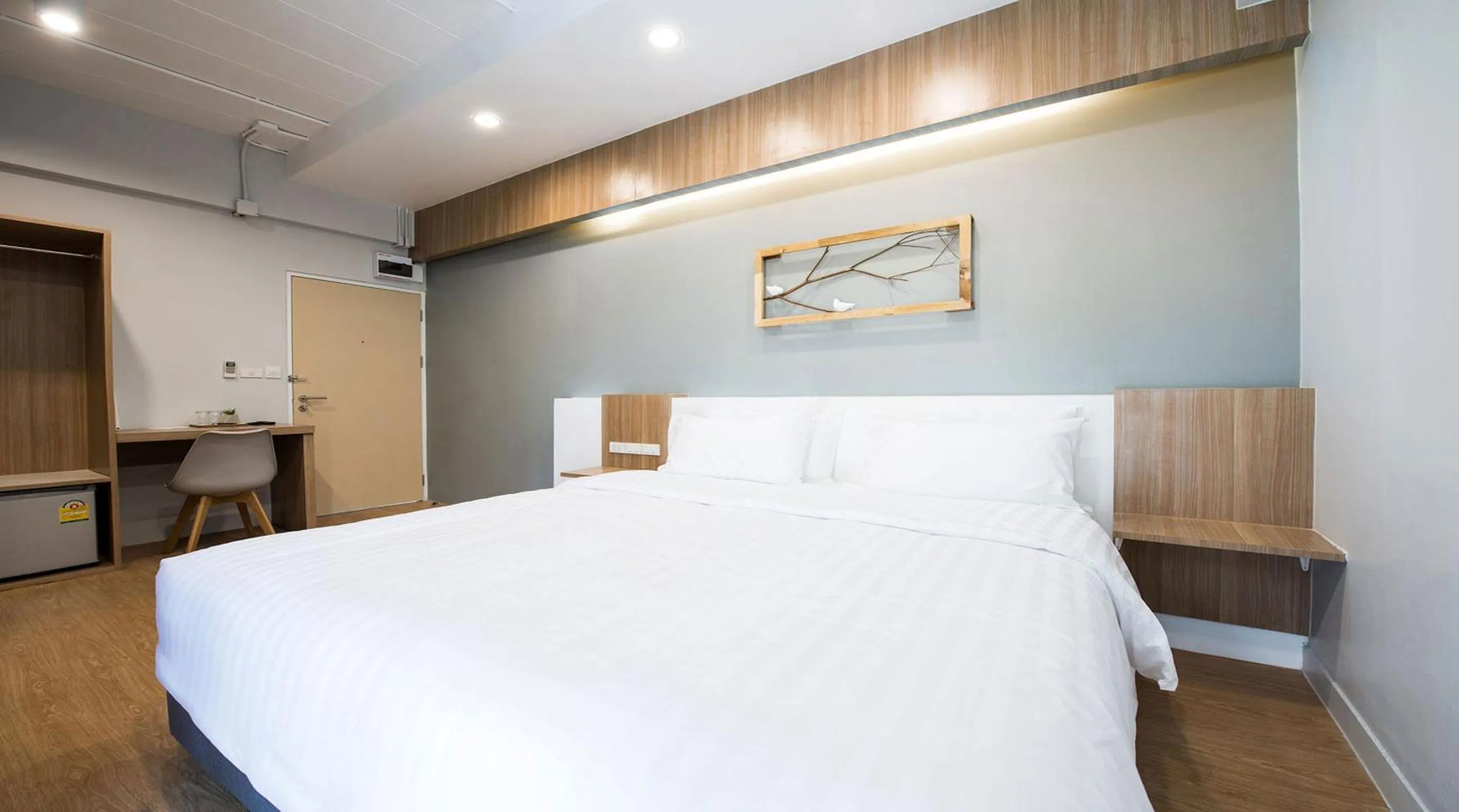 Deluxe Double Room in Shade House - Bitec Bangna