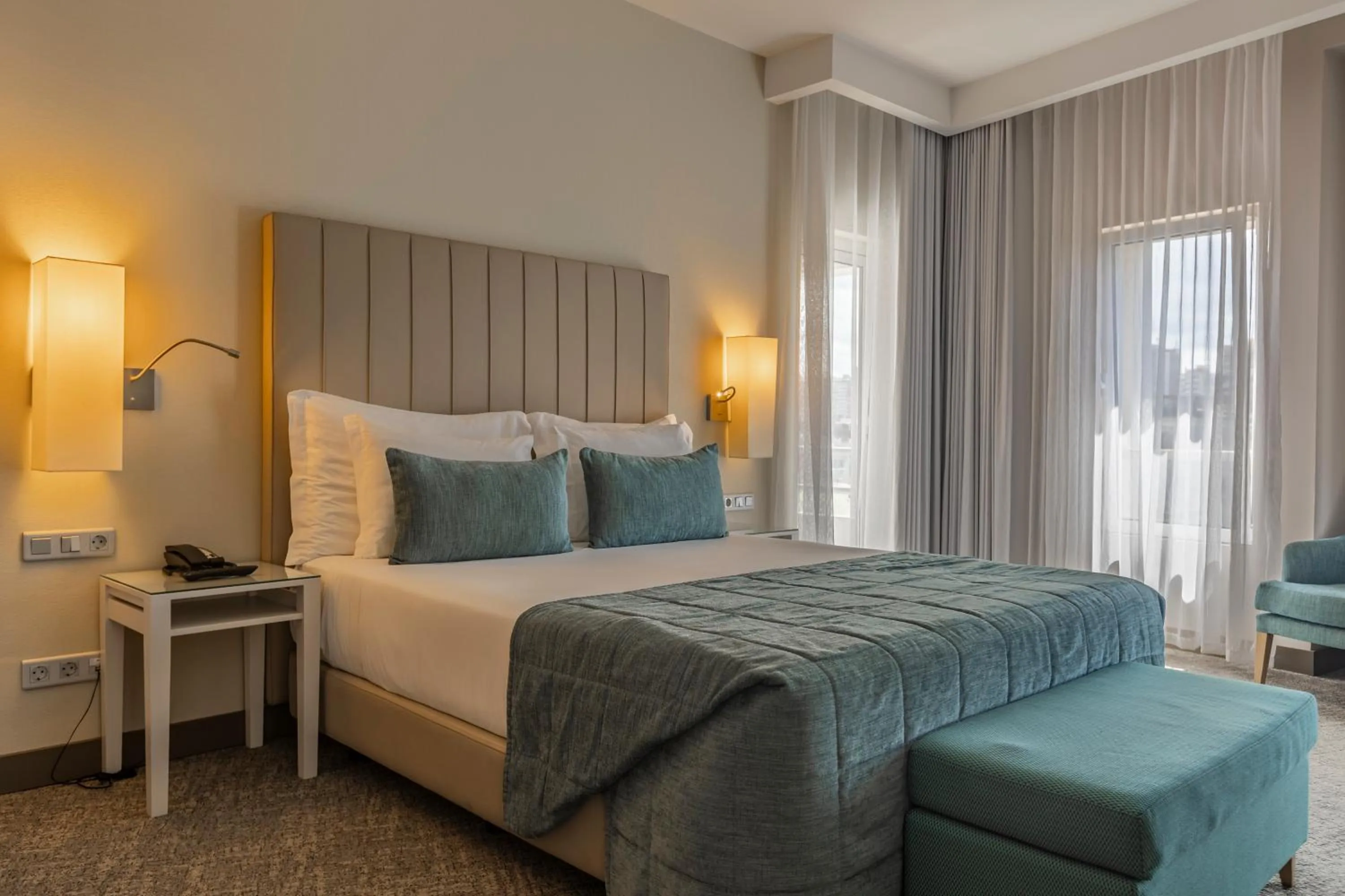 Standard Double Room in Montebelo Girassol Maputo Hotel