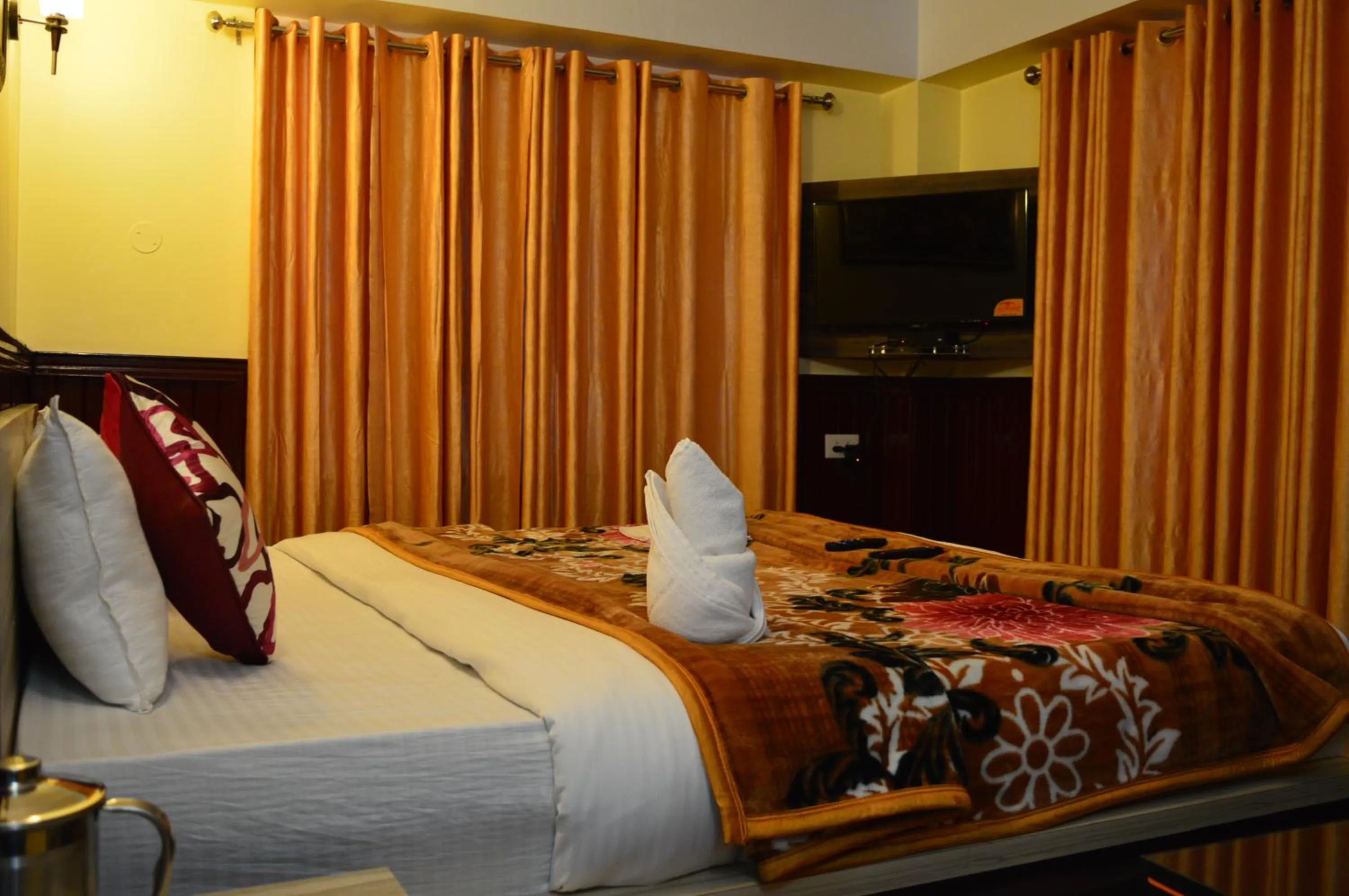 Deluxe Double Room in Hotel Golden Sunrise & Spa