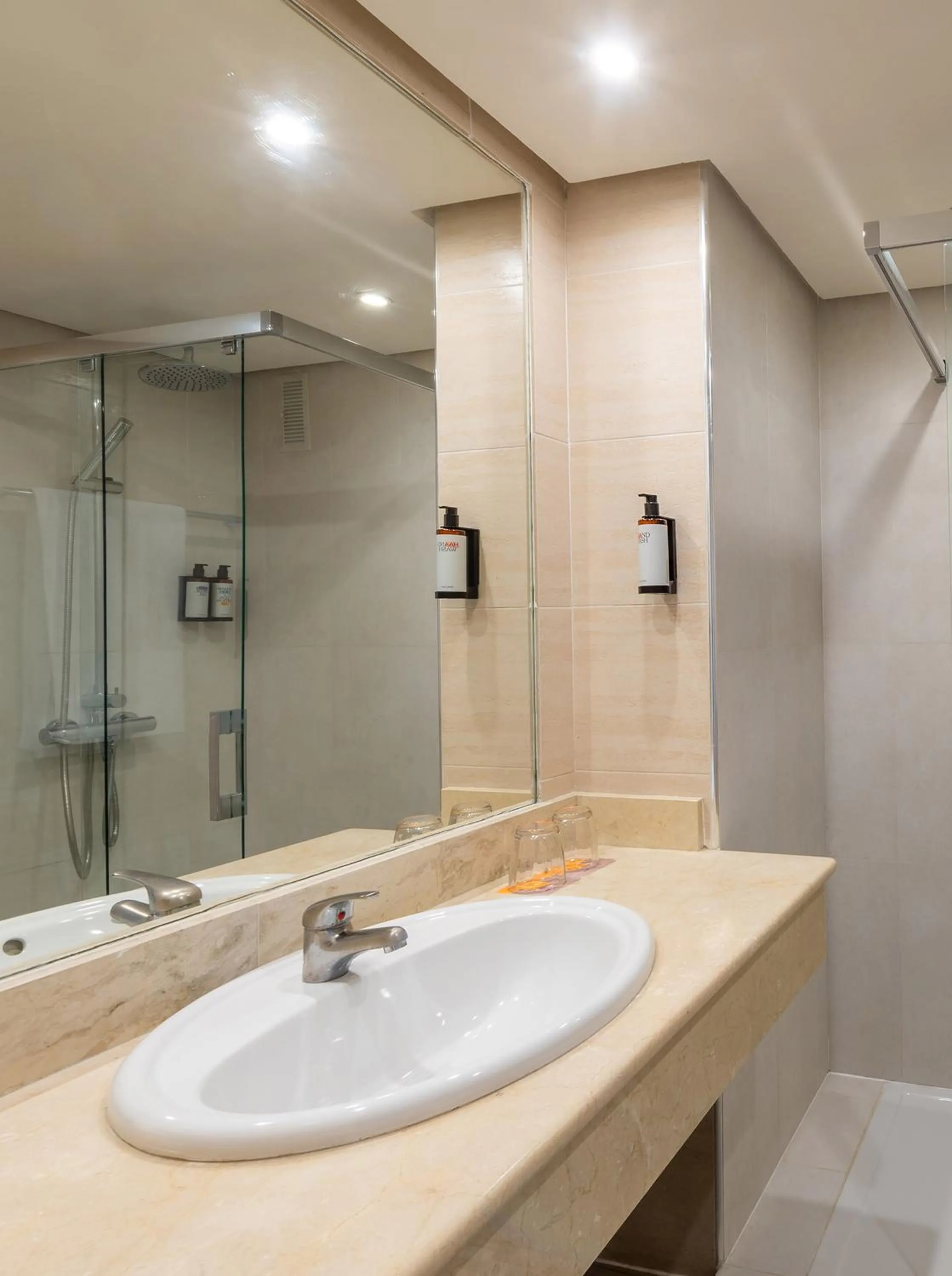 Suite Premium Frontal Sea View in Hotel Ocean House Costa del Sol, Affiliated by Meliá