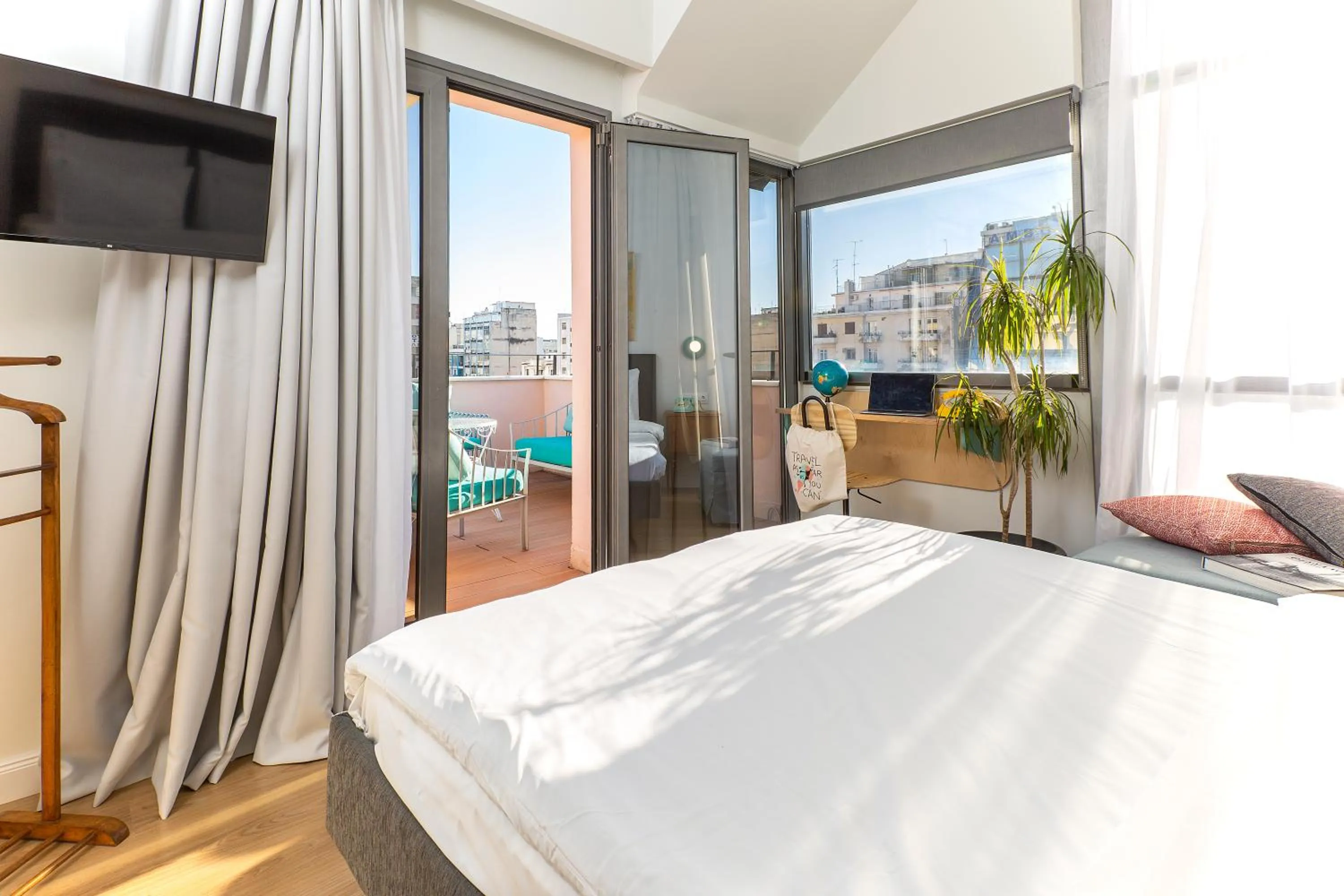 Luminous Suite in The Caravan