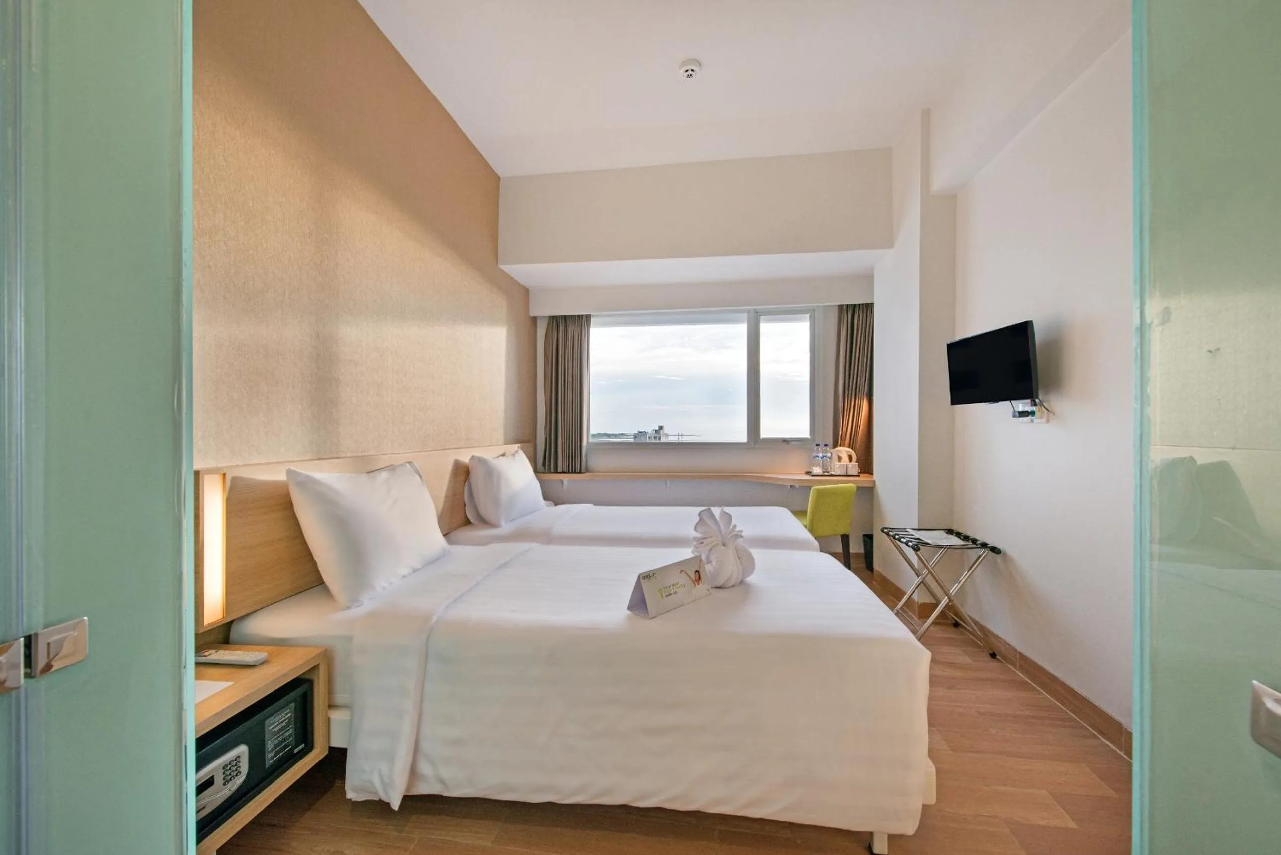 Superior Twin Room in Whiz Prime Hotel Hasanuddin Makassar
