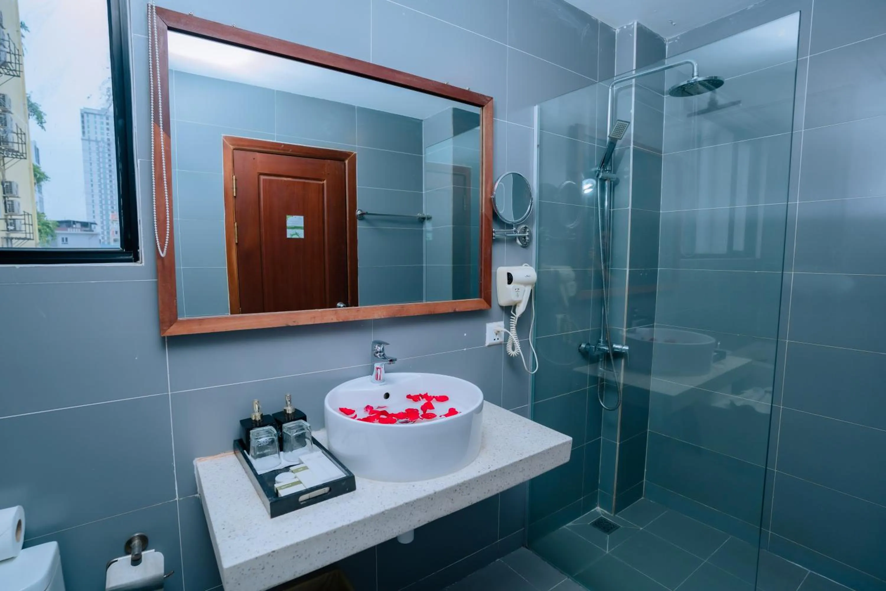 Deluxe Triple Room in Home Chic Hotel