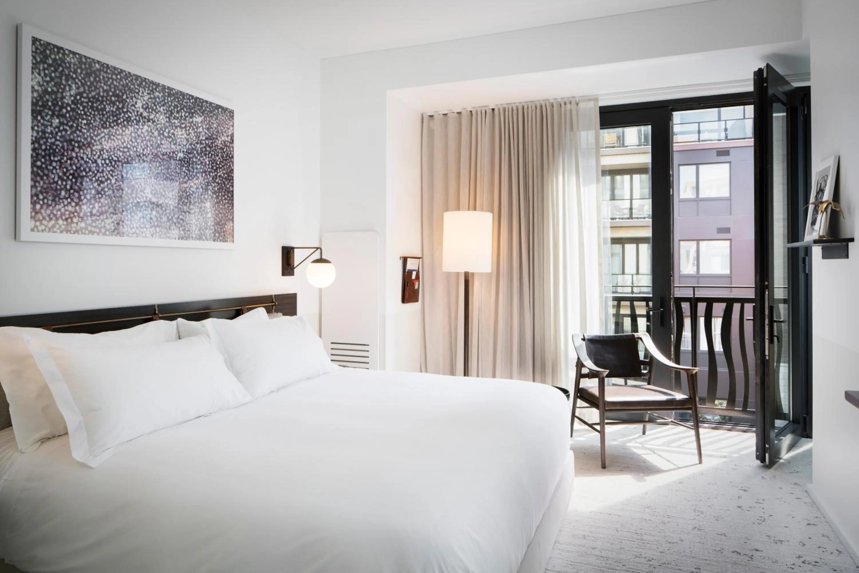 King Room with Roll-In Shower - Disability Access in Halcyon - A Hotel in Cherry Creek