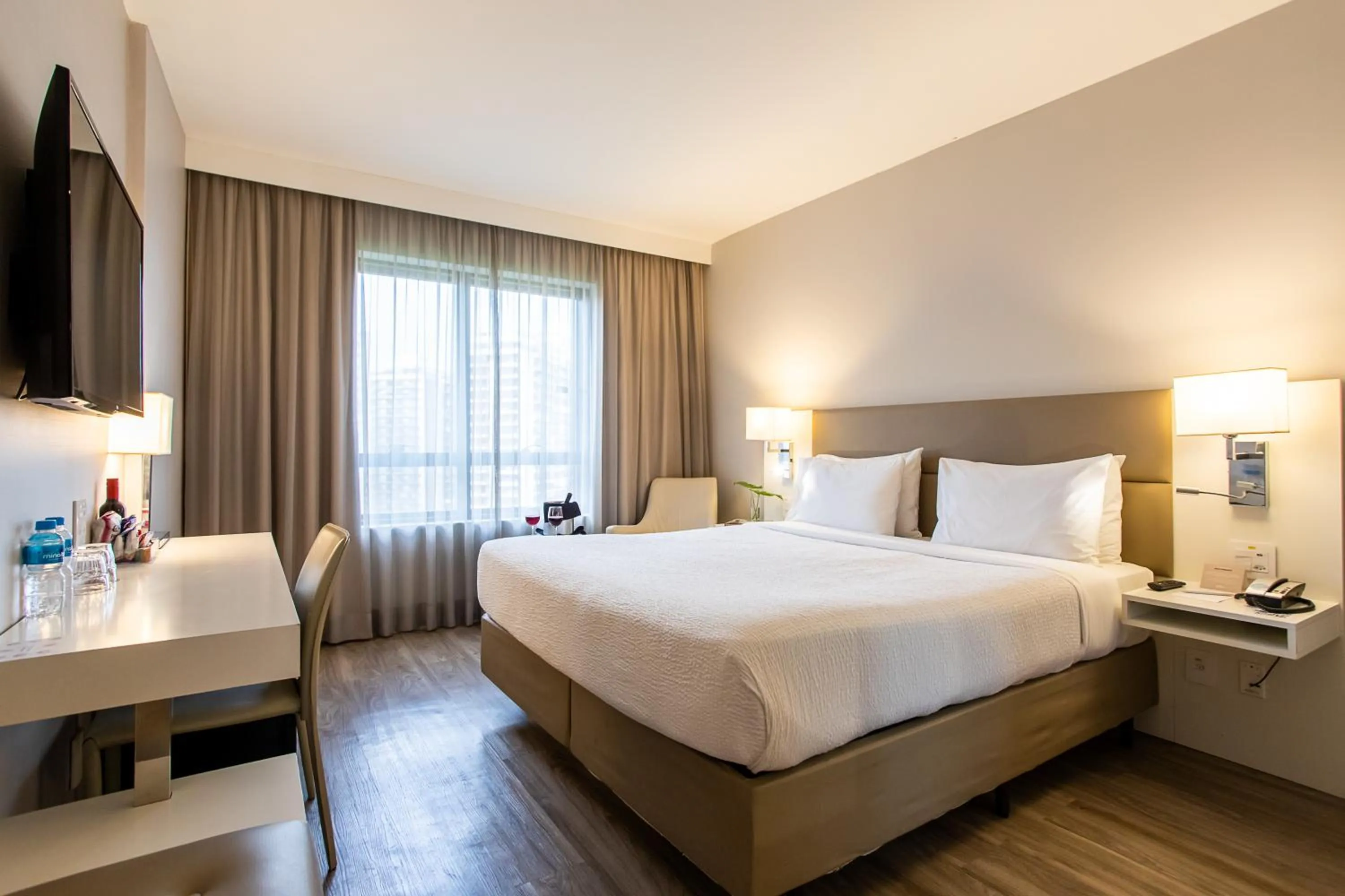 Superior King Room in Radisson Rio de Janeiro Barra