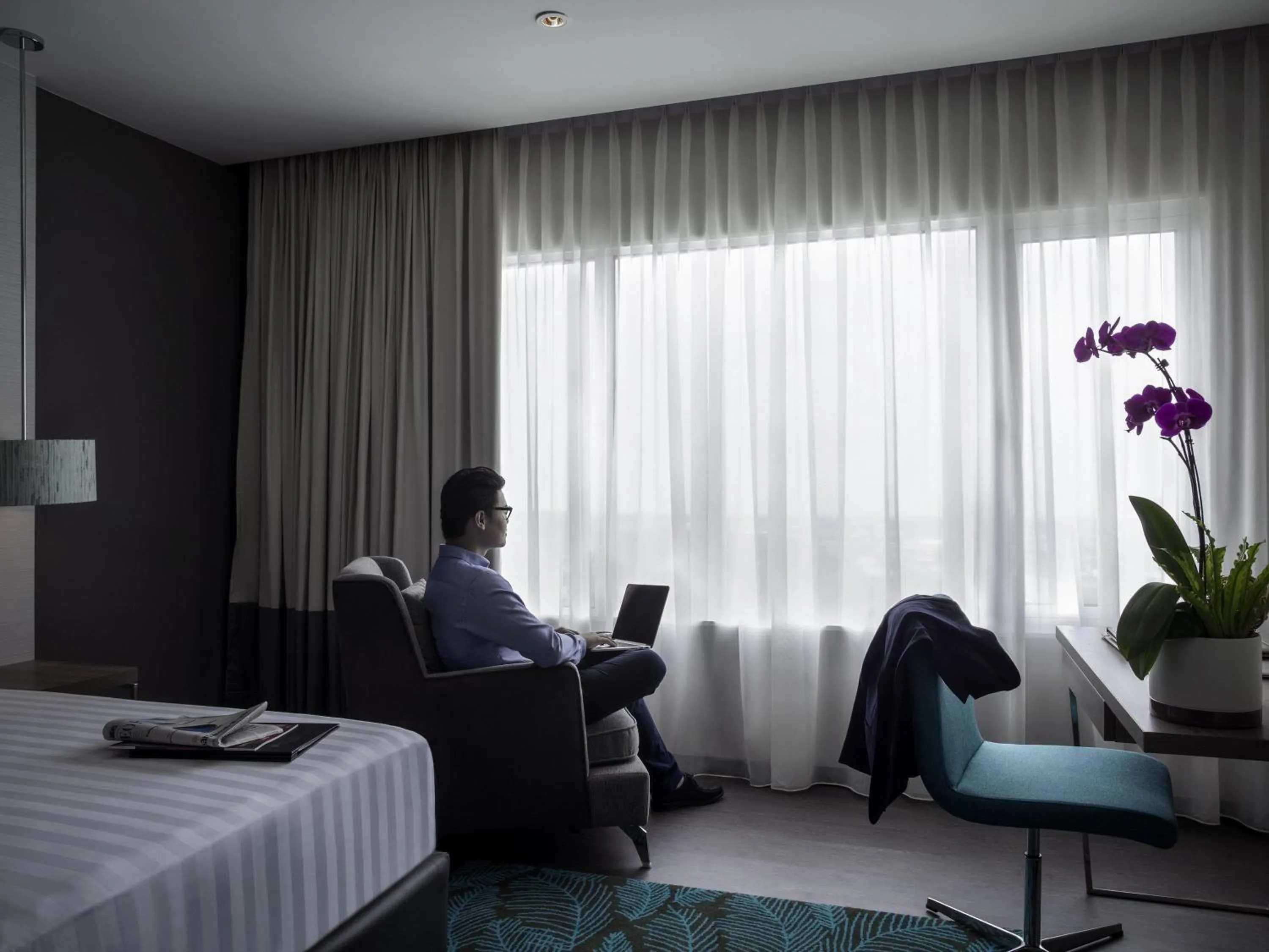 Superior King Suite in Pullman Miri Waterfront