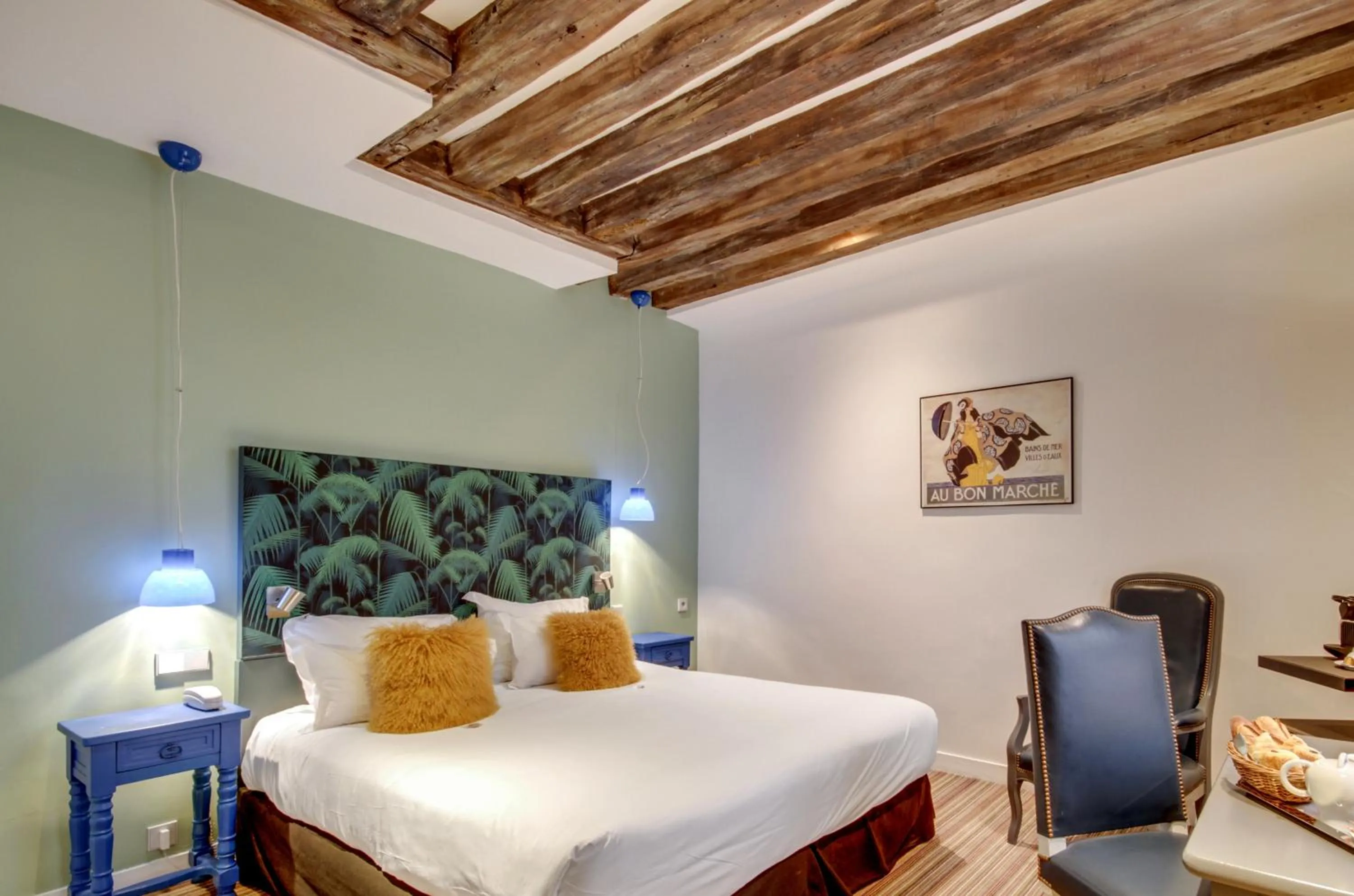 Prestige Double Room in Hôtel Sèvres Saint Germain