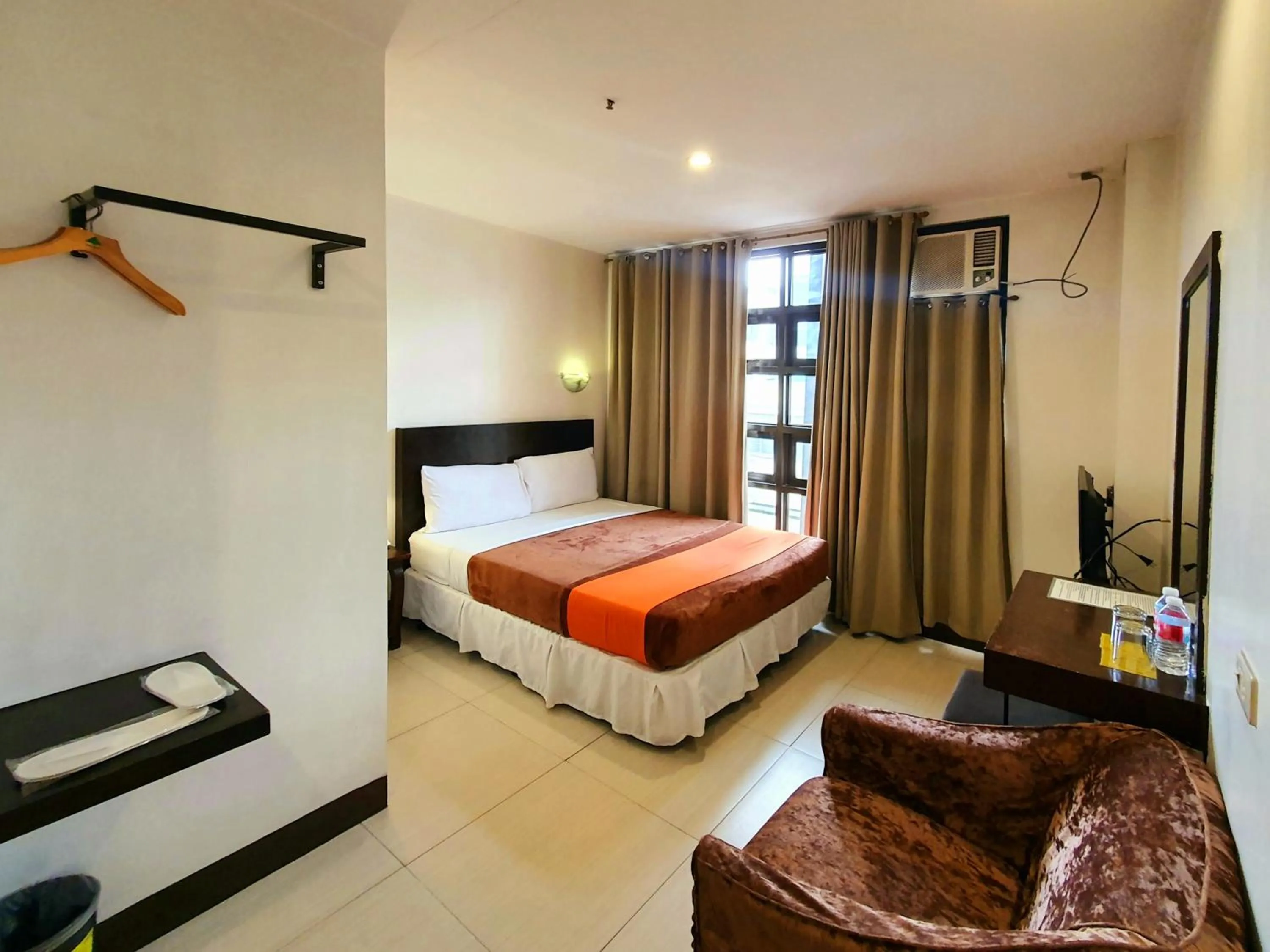 Standard Queen Room in A Hotel Baguio