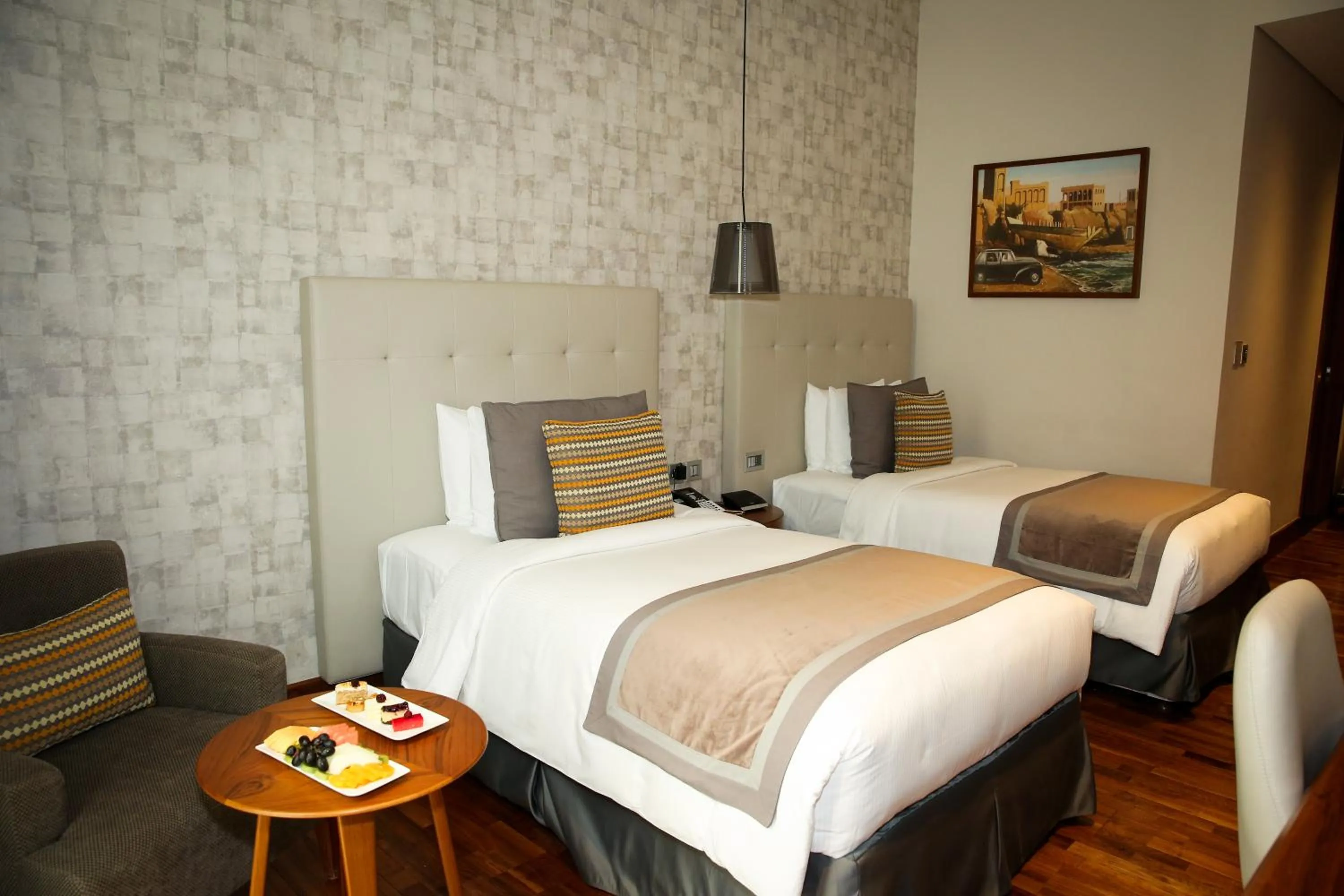 Deluxe Room Twin Bed in The Avenue Hotel