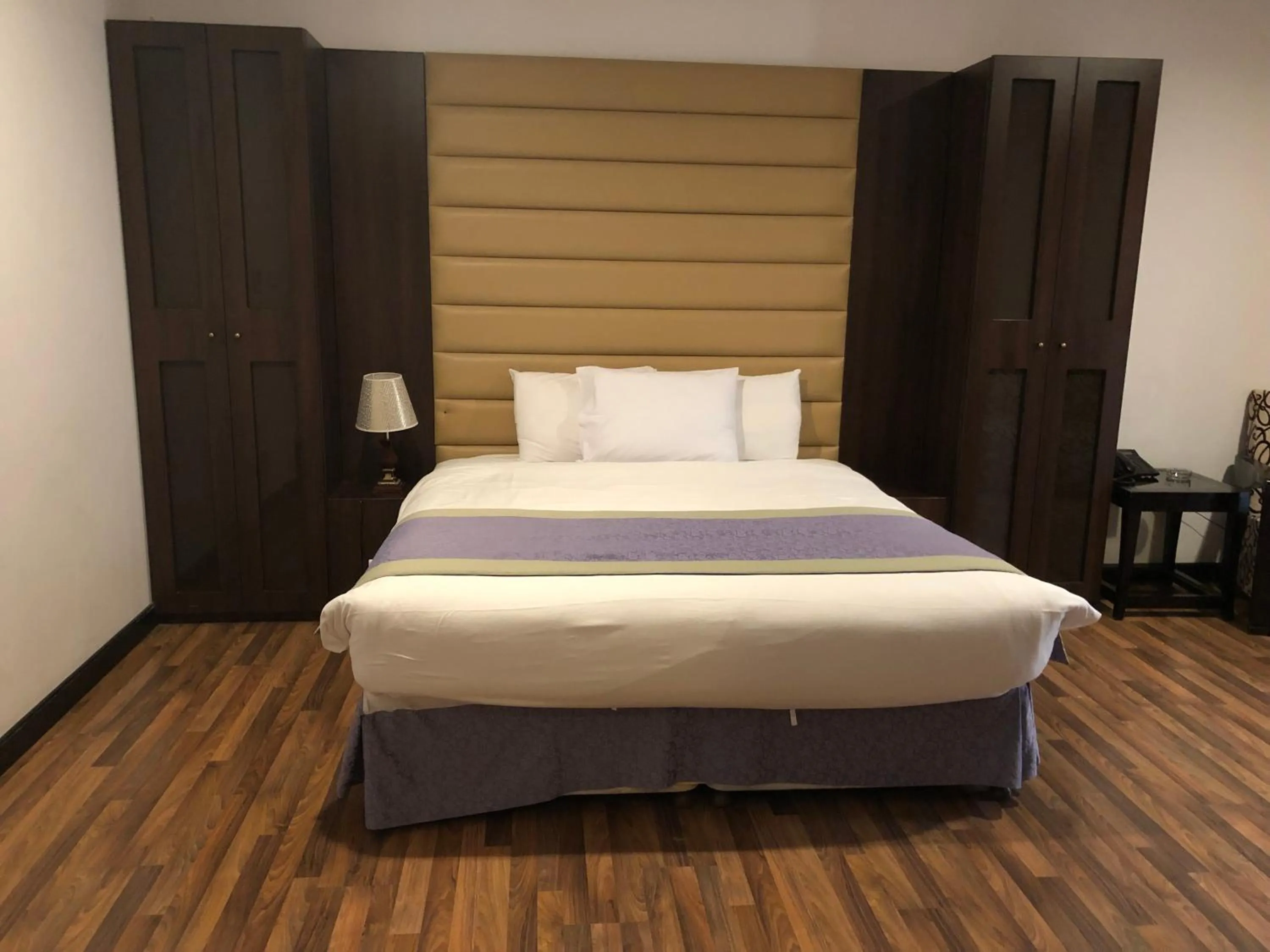 Executive King Room in Golden Tulip Al Khobar Suites