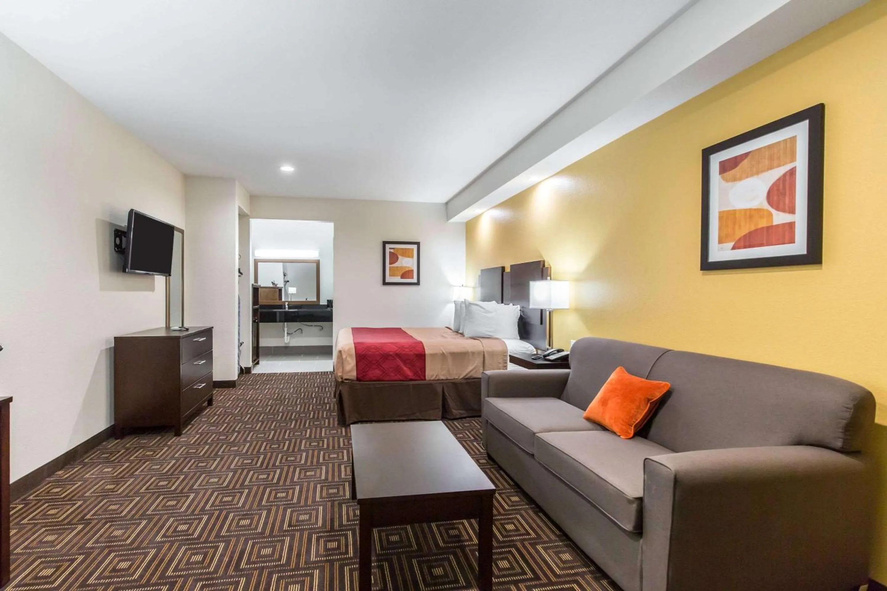 King Room in Scottish Inns & Suites Spring - Houston North