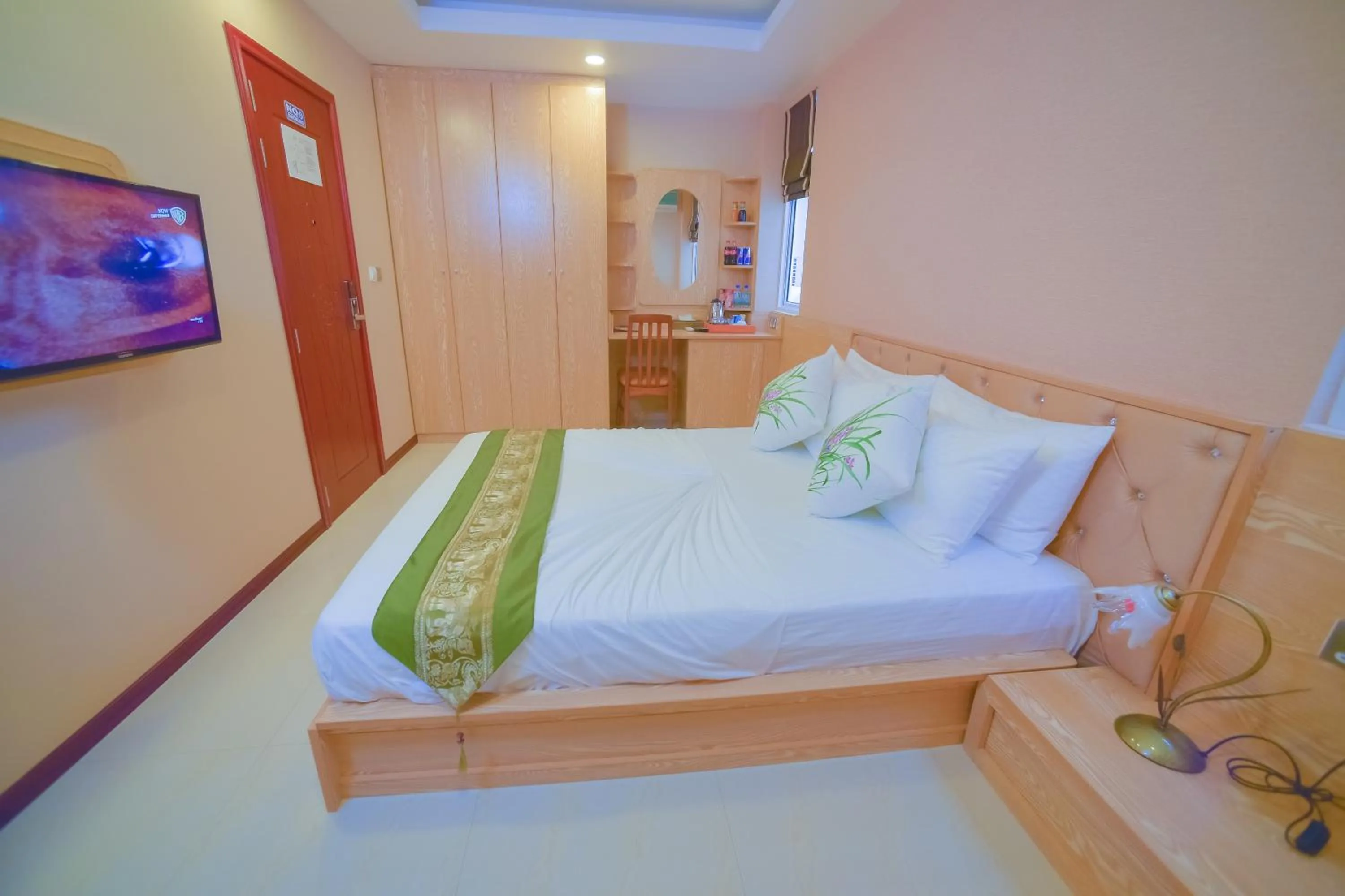 Deluxe Double Room (10% off on Food & Beverage) - single occupancy in Hathaa Beach Maldives