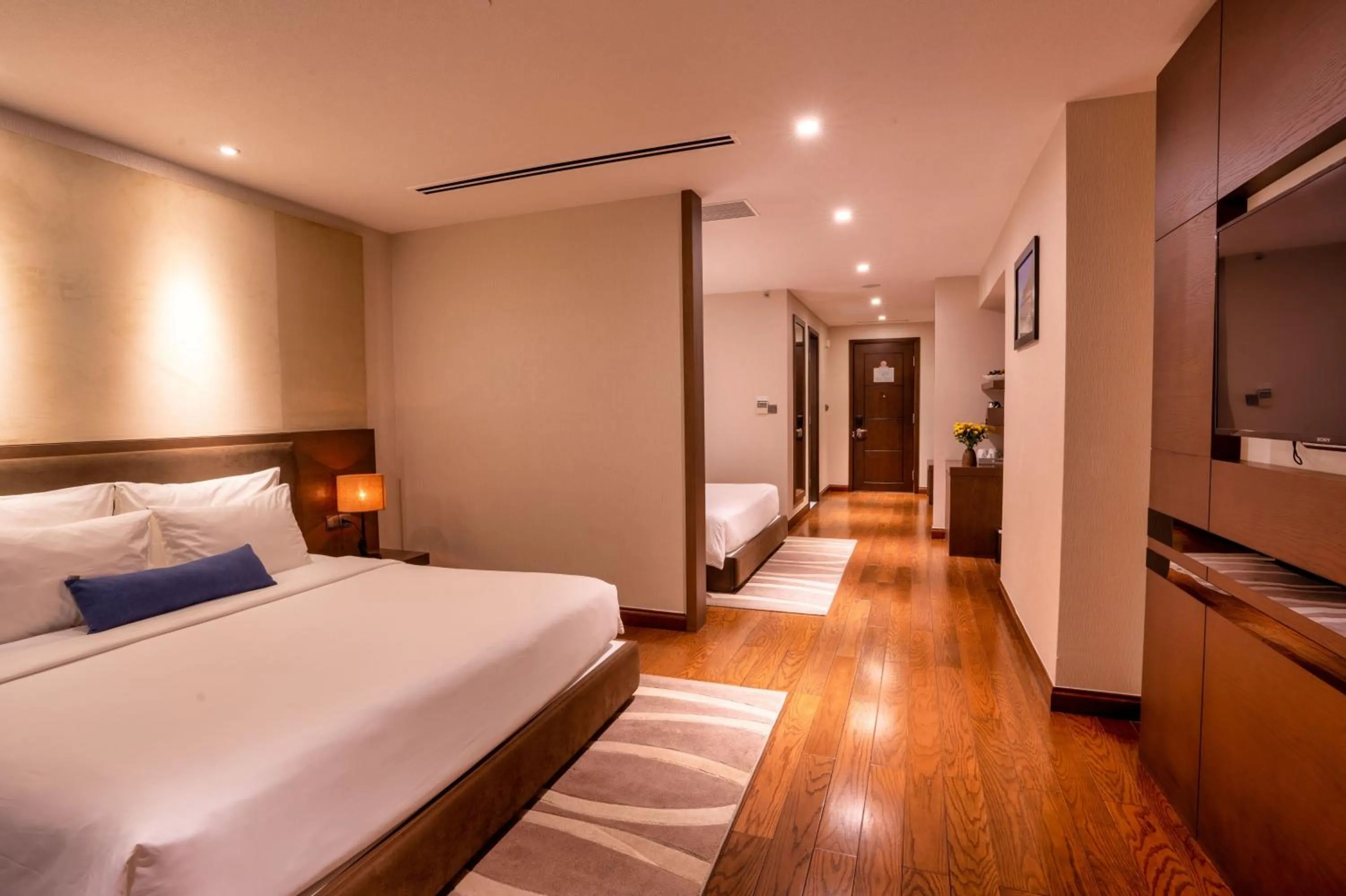 Premier Family Room in The Malibu Hotel