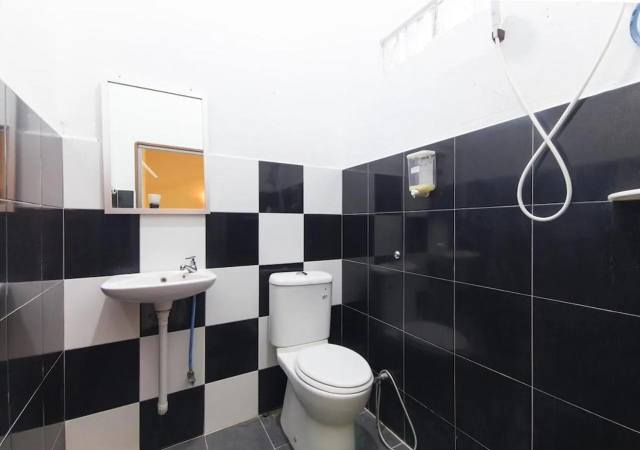 Superior Triple Room in Alpha Motel