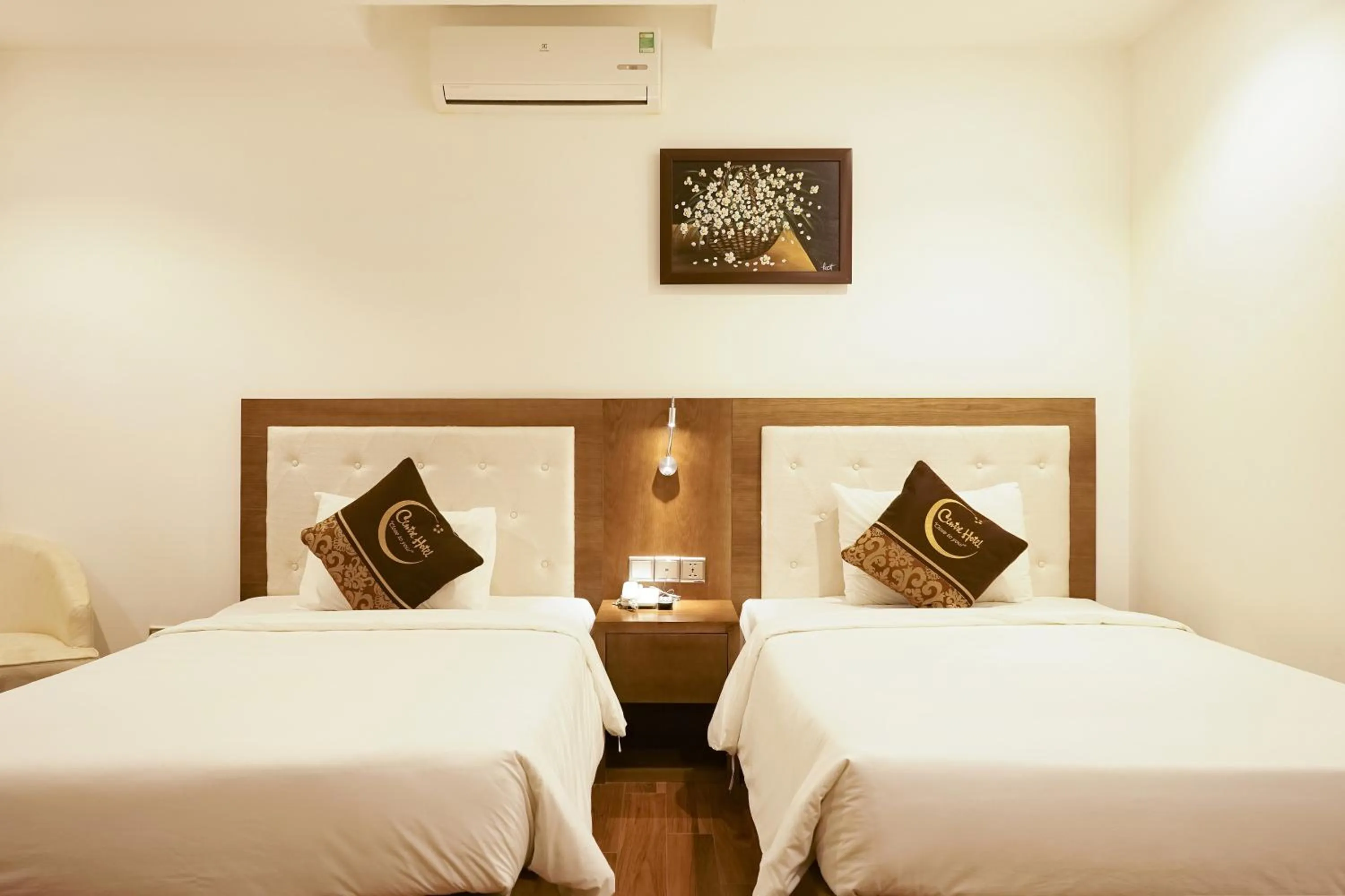 Standard Twin Room in Centre Hotel