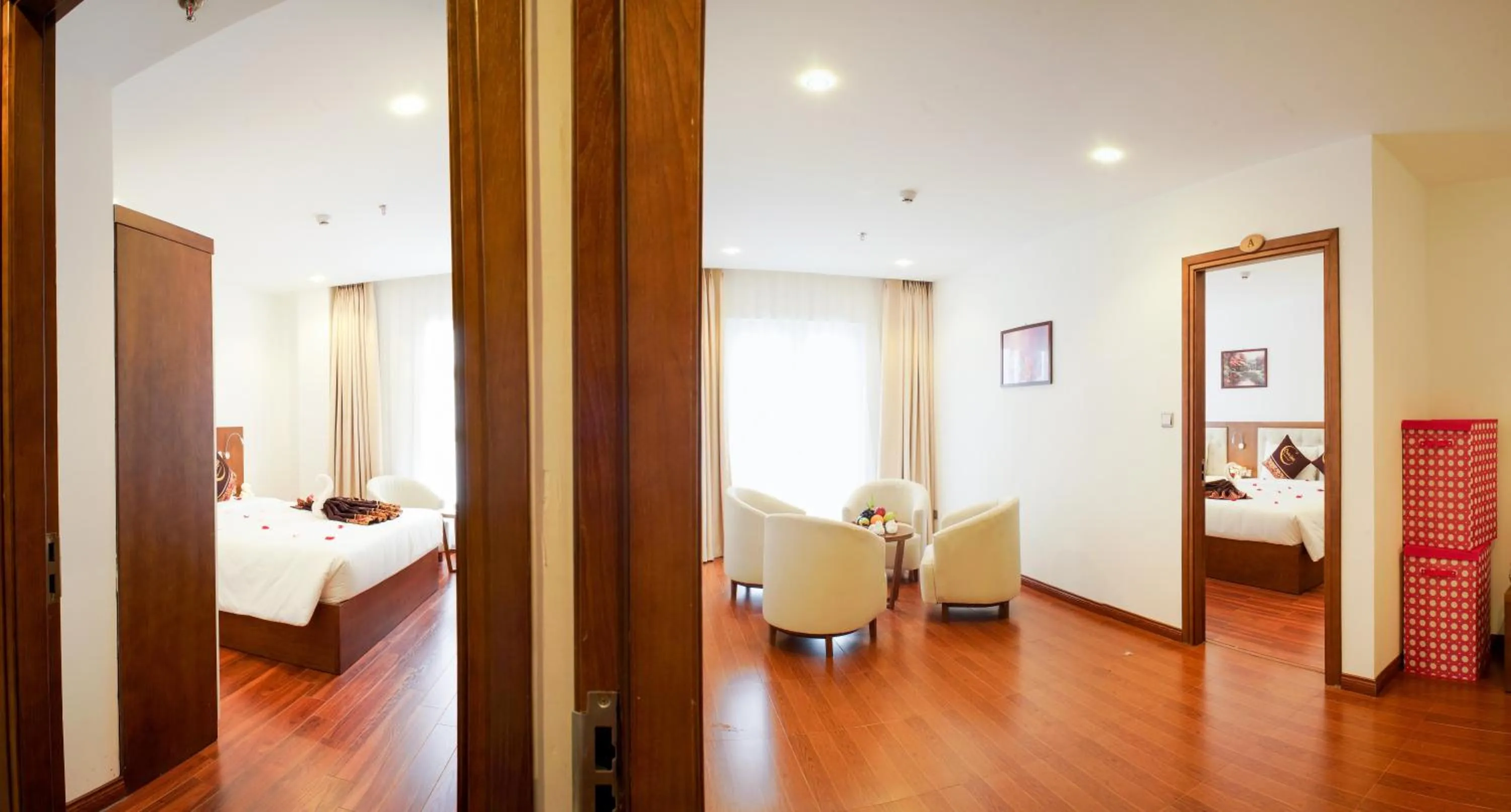 Family Suite in Centre Hotel