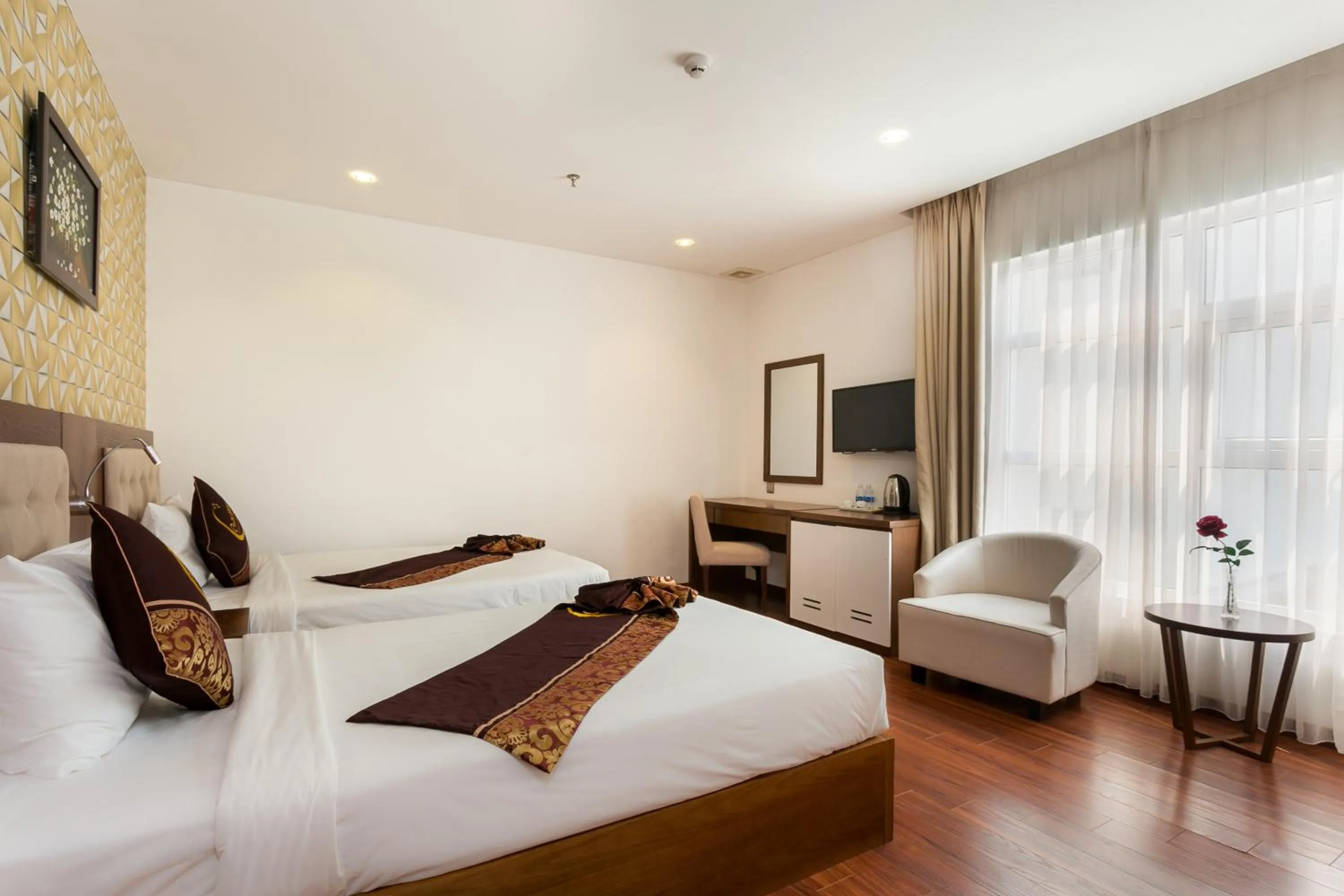 Superior Twin Room in Centre Hotel