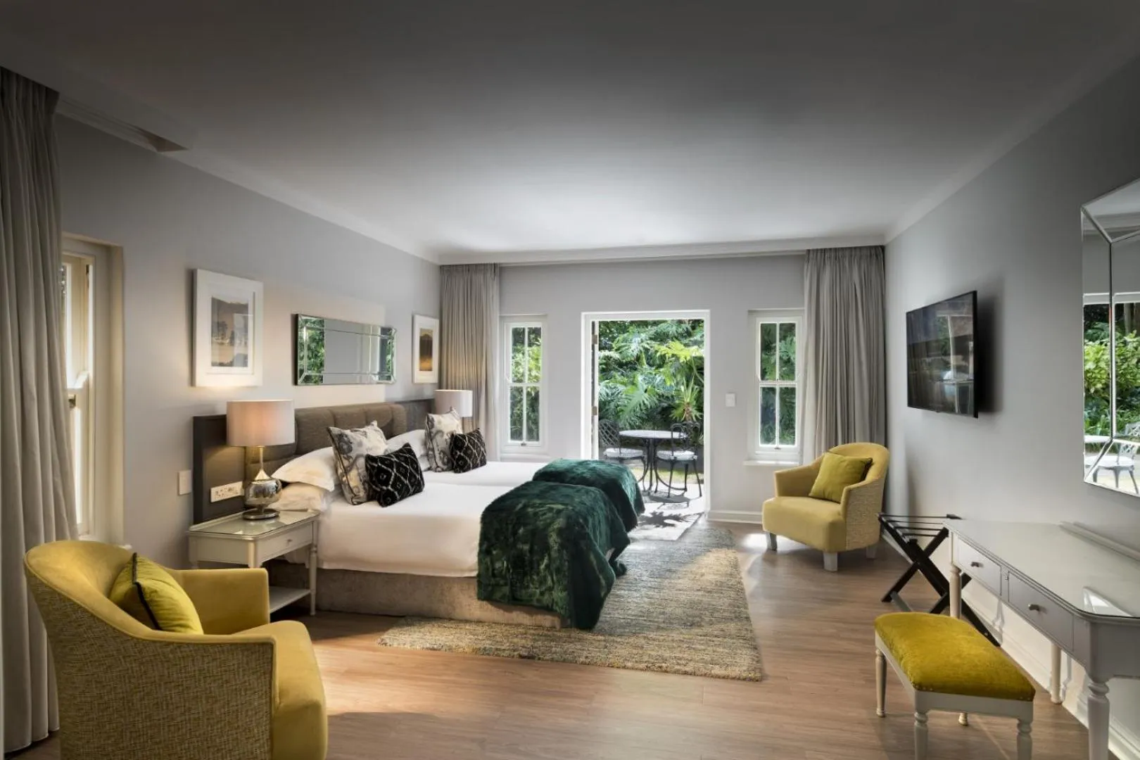 Luxury Twin Room in Fancourt Hotel