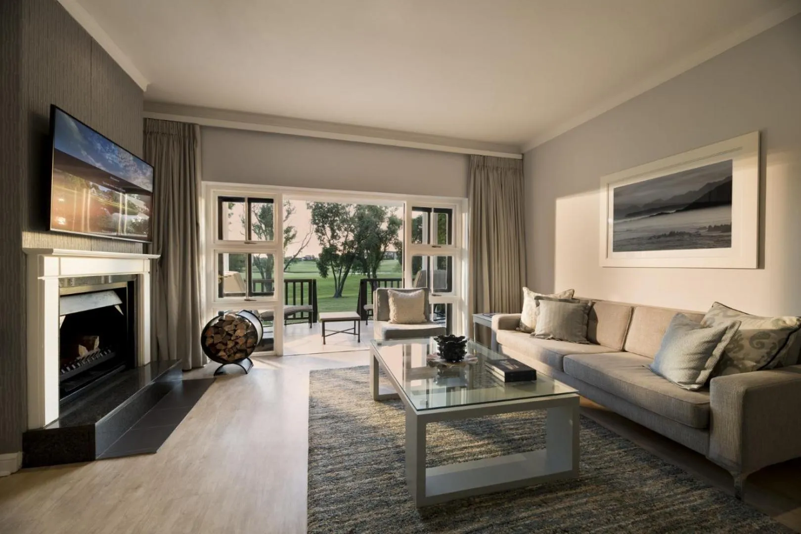 One-Bedroom Suite Single in Fancourt Hotel