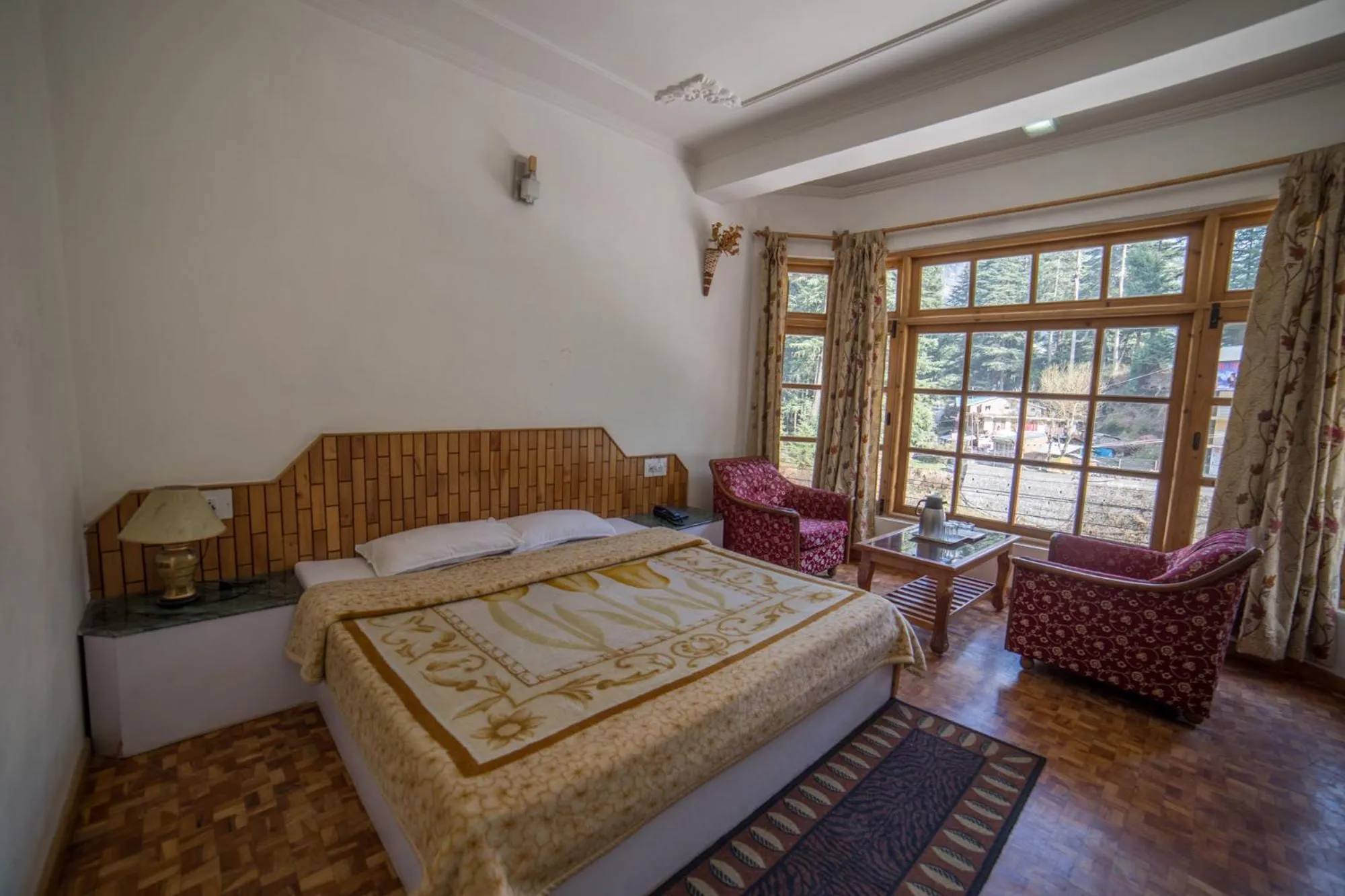 Superior King Room in Hotel Satkar Residency - Riverside Old Manali