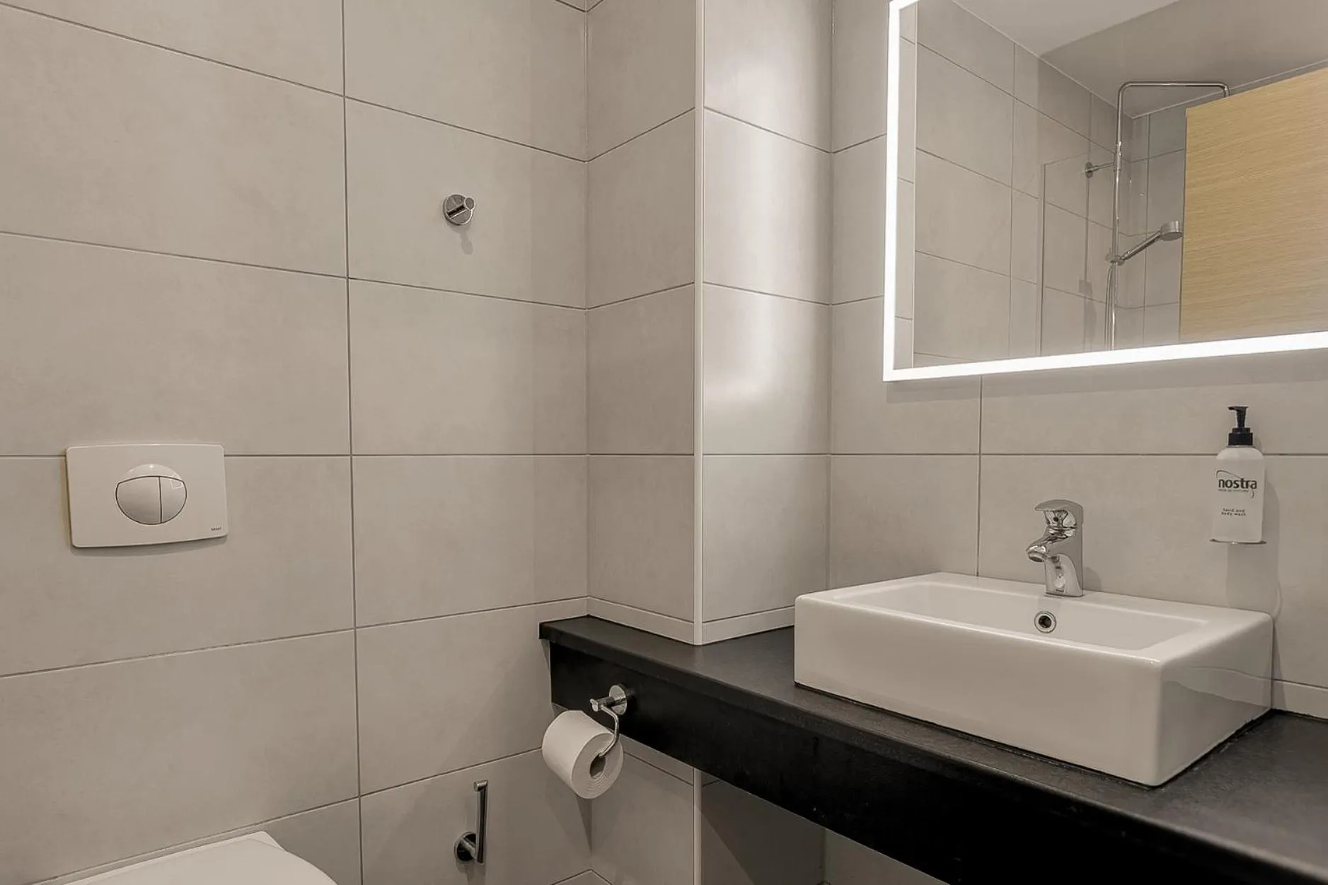 Basic Double Room in Hotel Muli