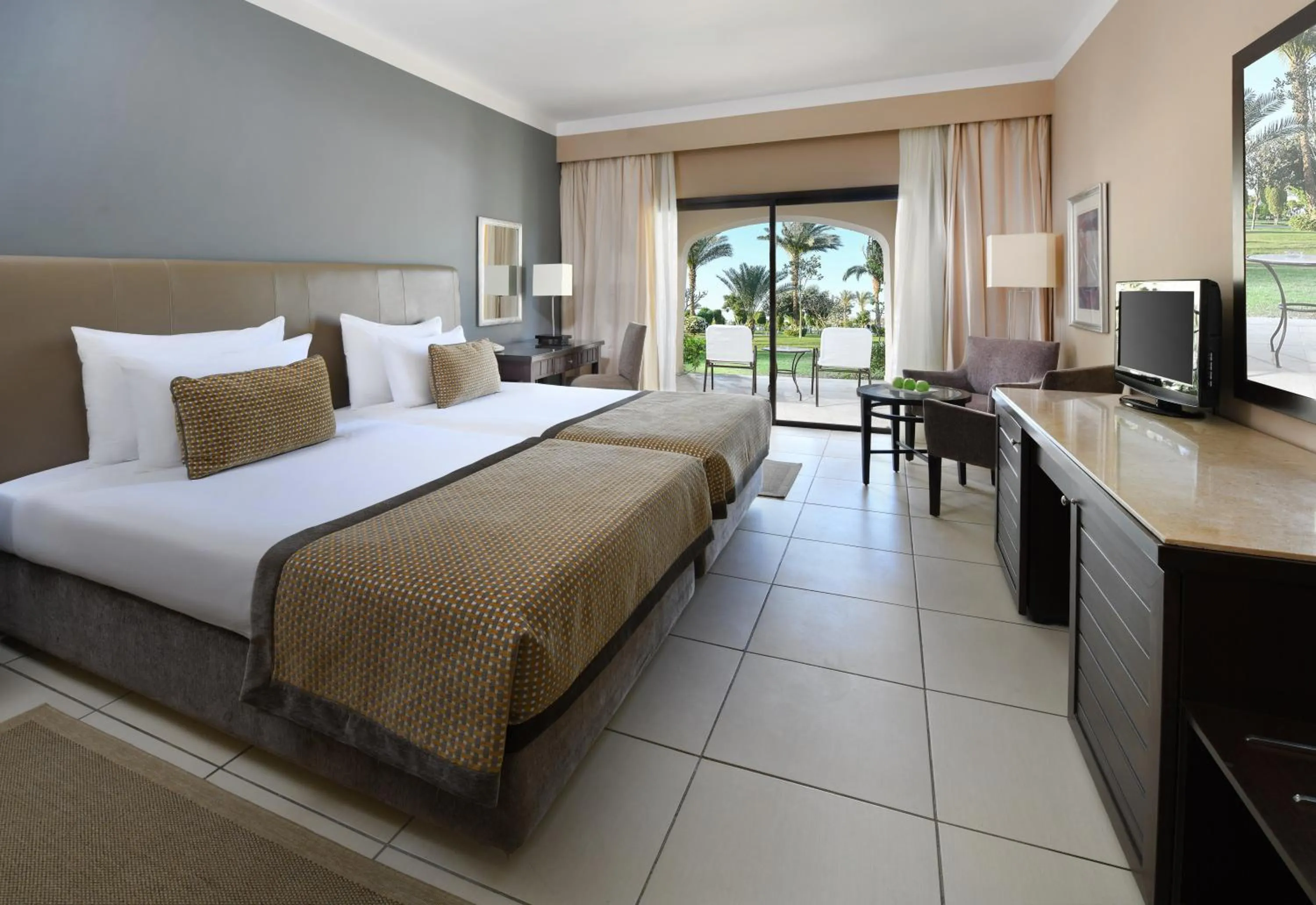 Superior Twin Room Garden View in JAZ Aquamarine