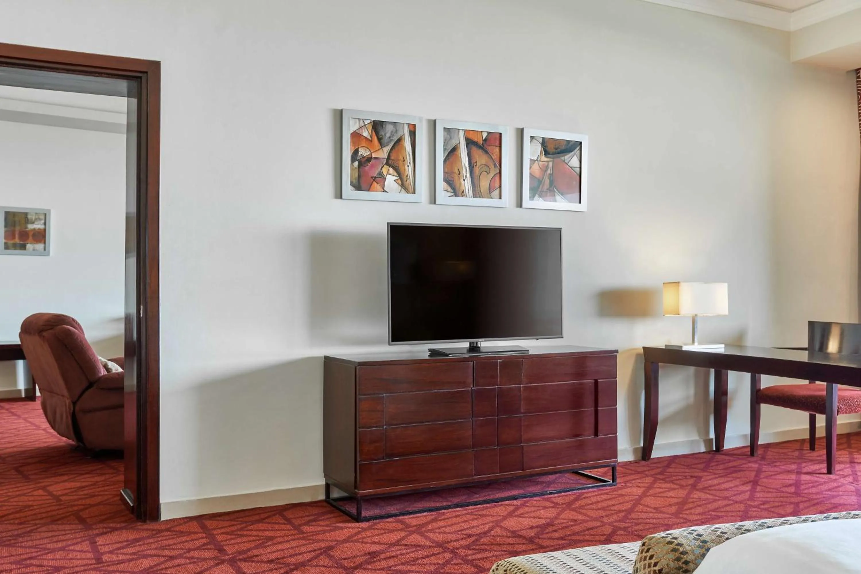 Suite with Terrace and Lounge Access in Radisson Blu Hotel & Convention Center, Alexandria