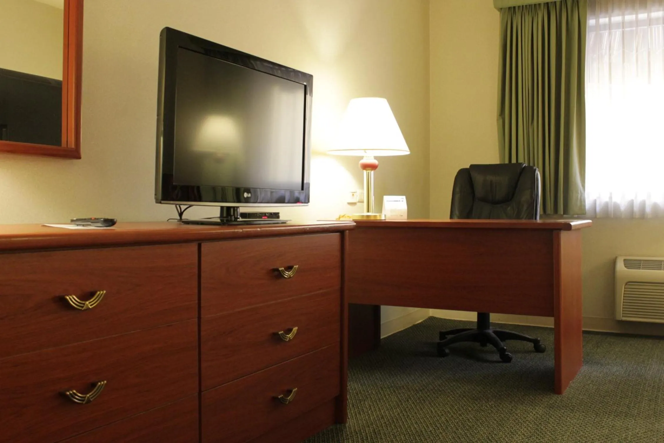 Standard Double Room with Two Double Beds in Holiday Inn Express Chihuahua by IHG