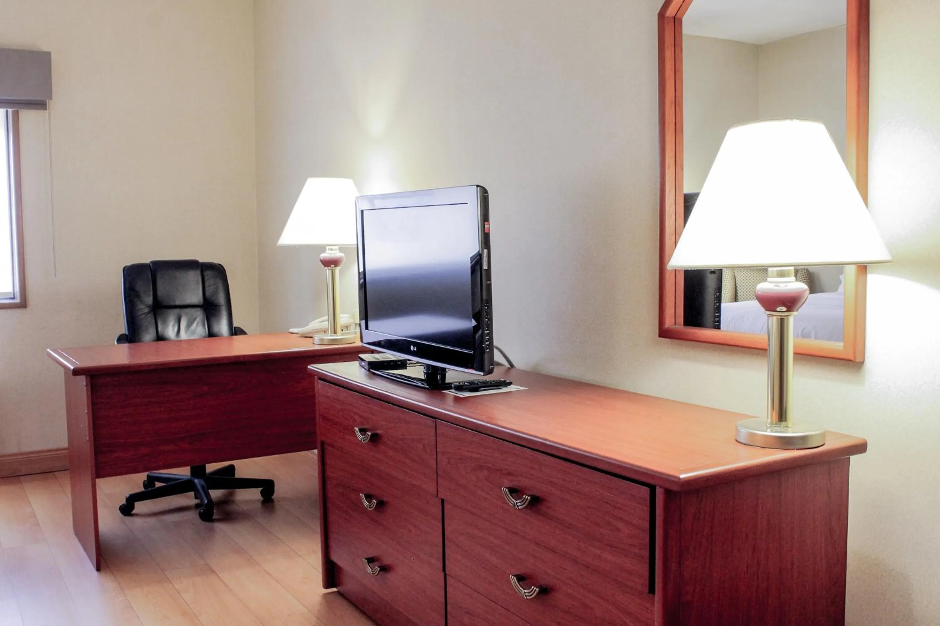 Standard Room in Holiday Inn Express Chihuahua by IHG
