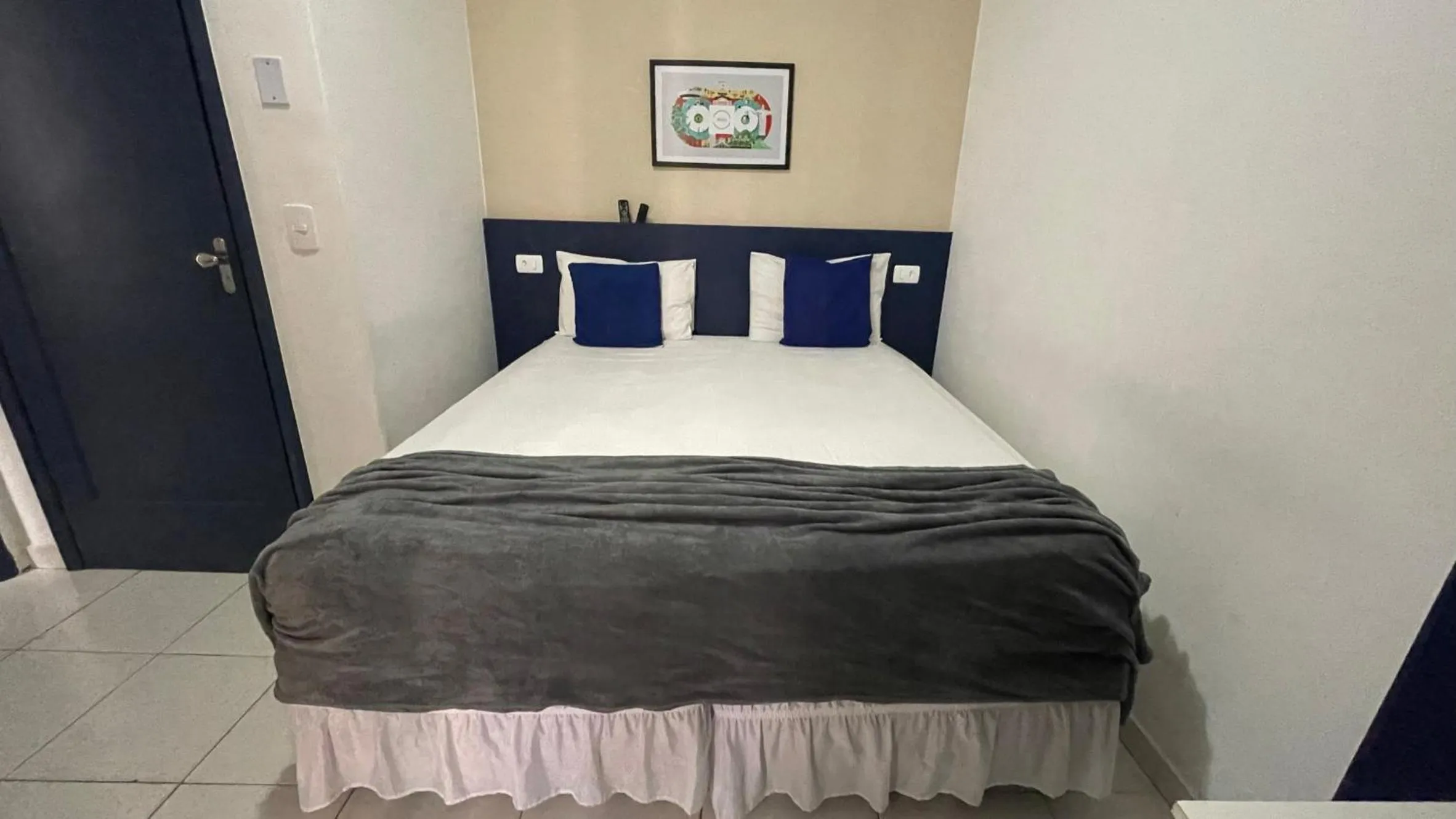 Double Room in Copacabana Blue Hotel