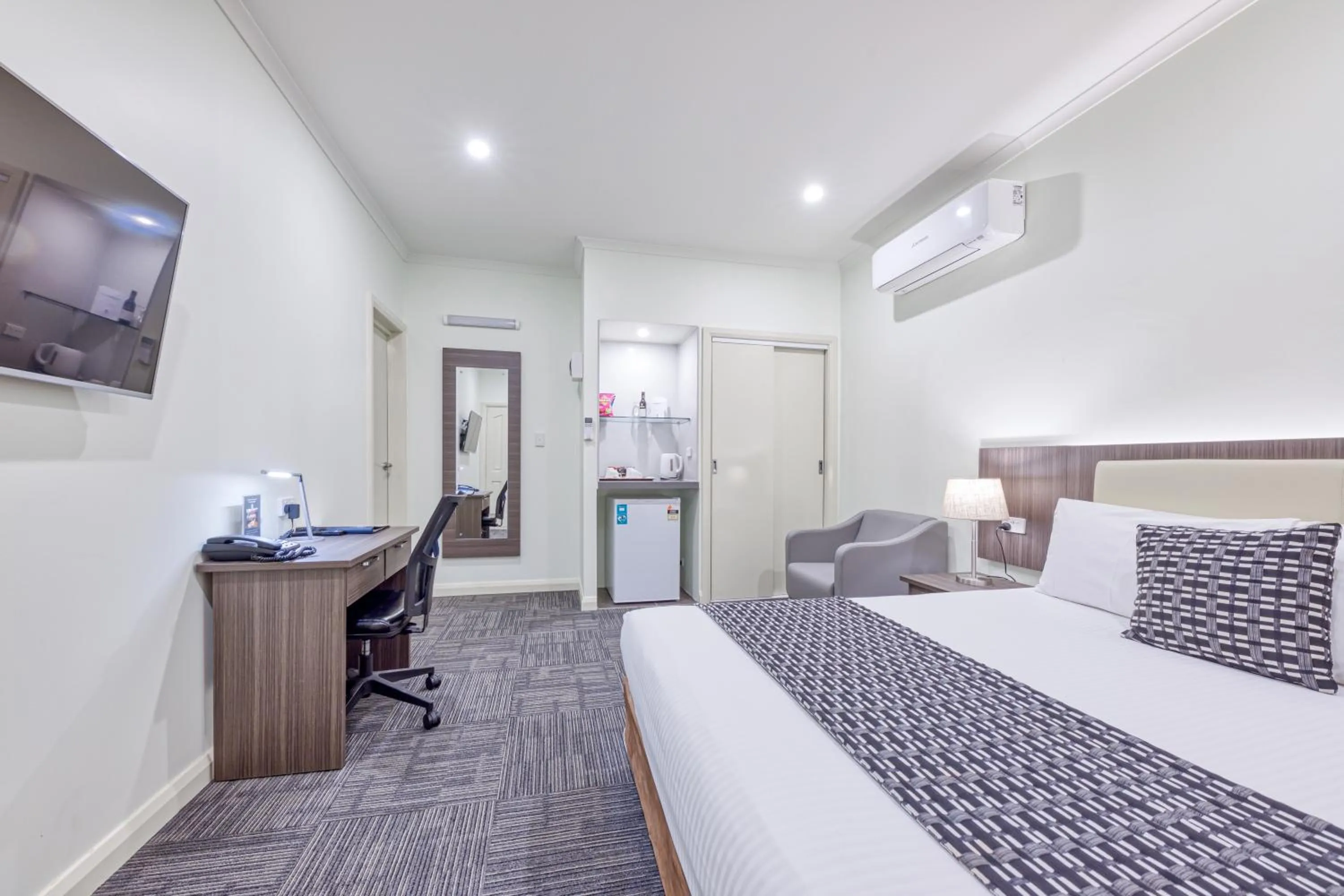 Premier Studio in Best Western Melbourne Airport