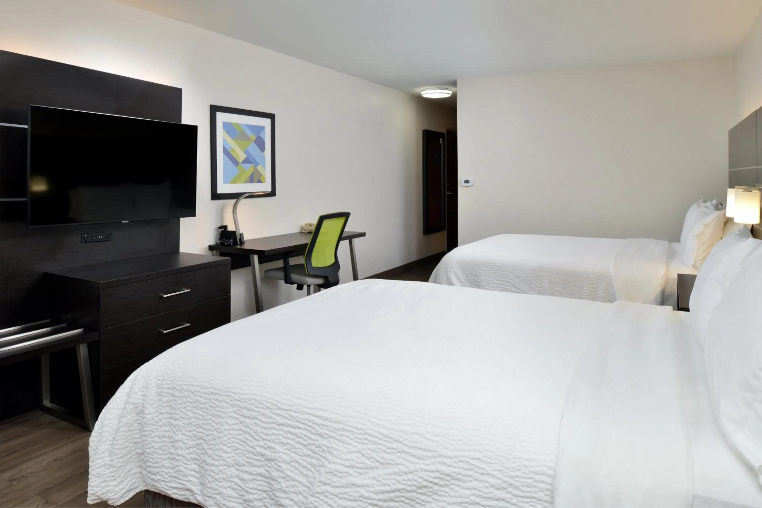 Standard Room with Two Queen Beds in Holiday Inn Express Hotel & Suites Carthage by IHG