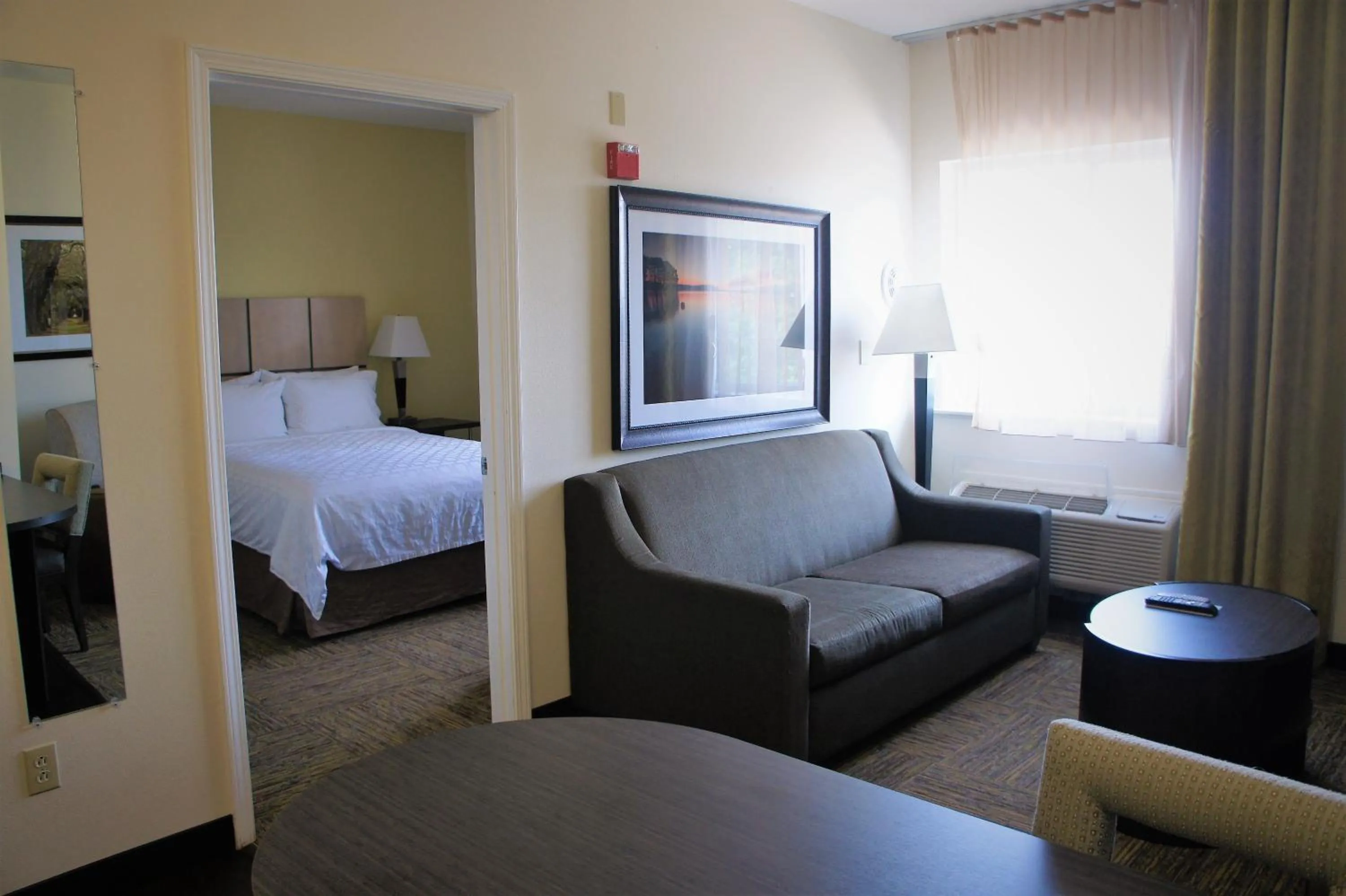One-Bedroom Queen Suite in Candlewood Suites Clarksville by IHG