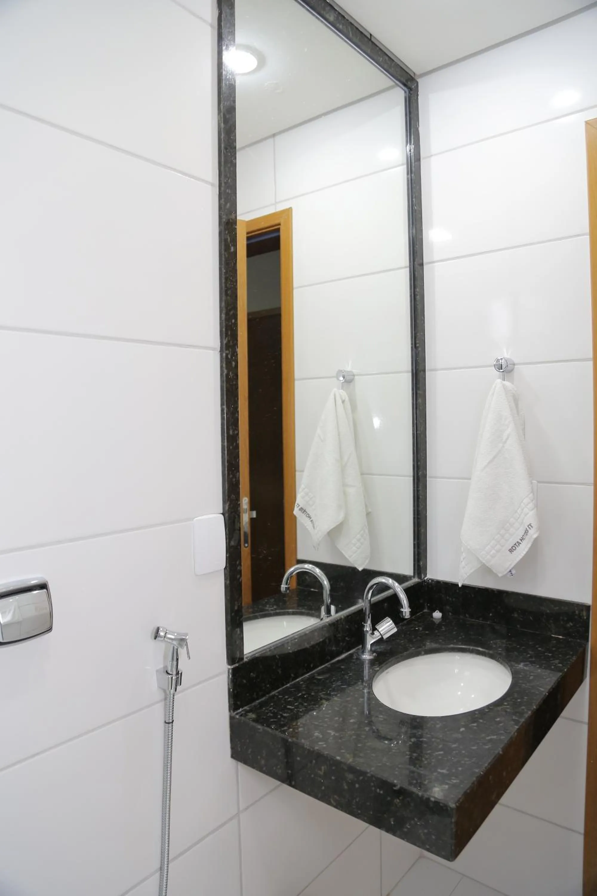 Economy Twin Room - single occupancy in Rota Hoteis Itumbiara
