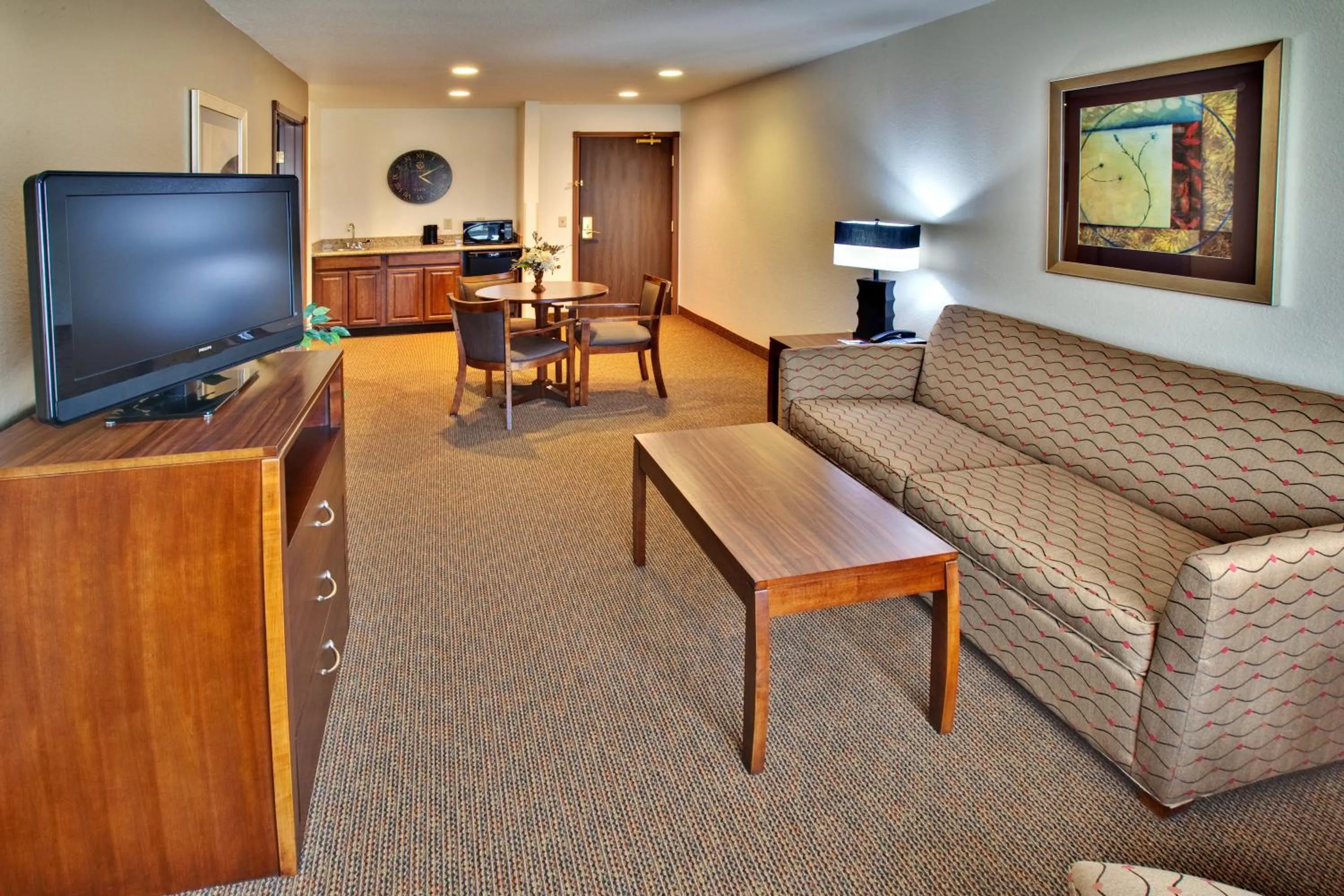 Mini King Suite - Non-Smoking in Holiday Inn Express Hotel & Suites - Dubuque West by IHG