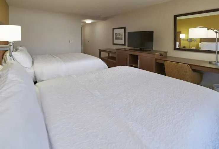 Queen Room with Two Queen Beds - Non-Smoking in Hampton Inn & Suites Hood River